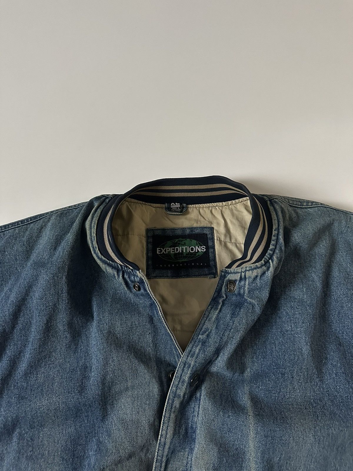Vintage Vintage Expeditions International Mens Washed Faded Varsity Size US XL / EU 56 / 4 - 5 Thumbnail