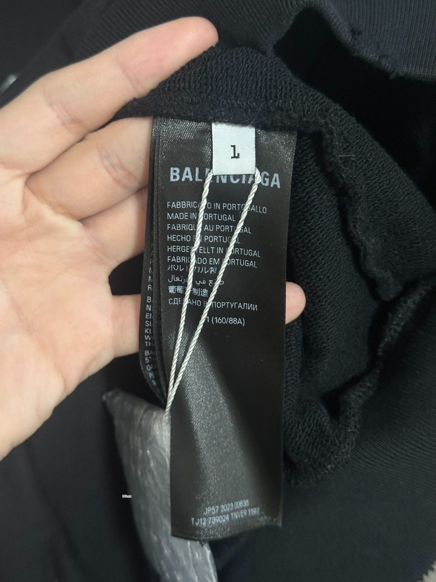 Balenciaga Balenciaga Graffiti Cola Wave Print Logo Hoodie Size US L / EU 52-54 / 3 - 3 Thumbnail