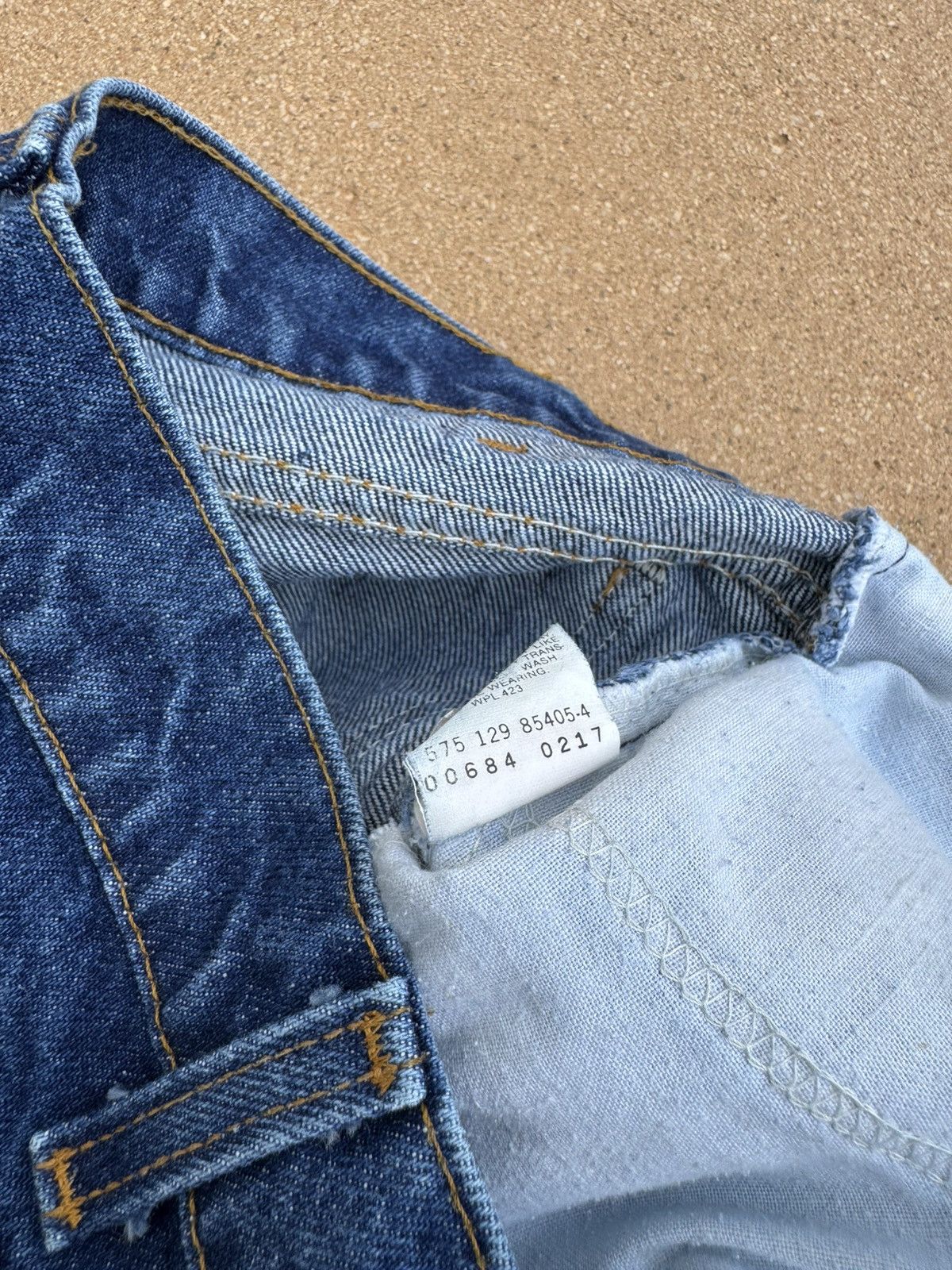 Levi's Vtg 80’s Levi’s 684 Orange Tab Bellbottom Flare Jeans 31x28 Size US 31 - 6 Thumbnail