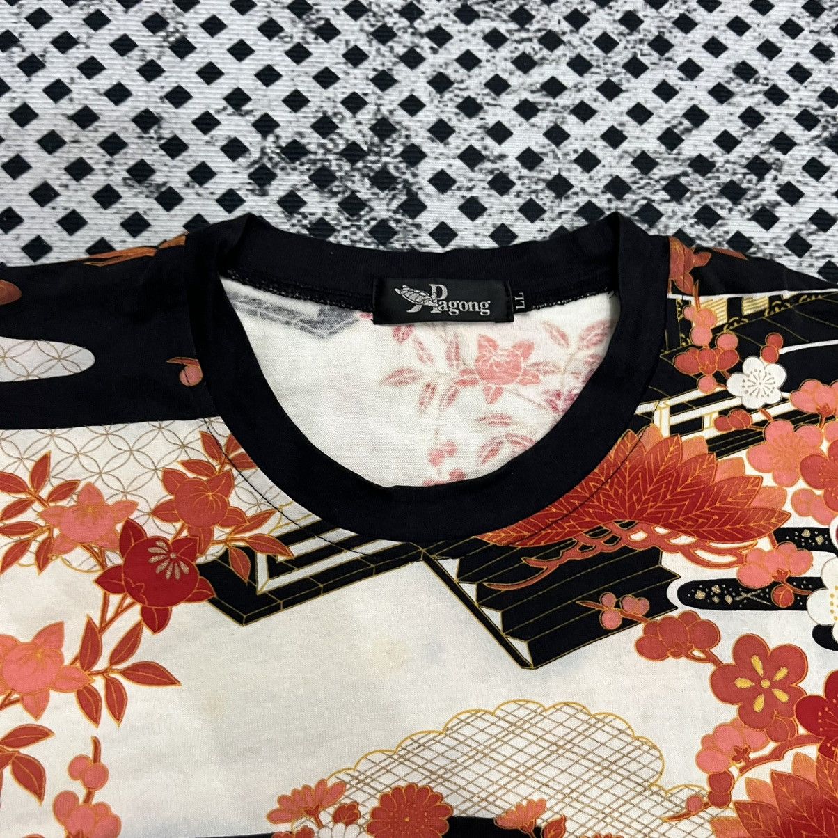Karakuri Tamashii 💥Kyoto Sakura Pagoda Motive Sukajan Souvenir Tee Size US L / EU 52-54 / 3 - 5 Thumbnail