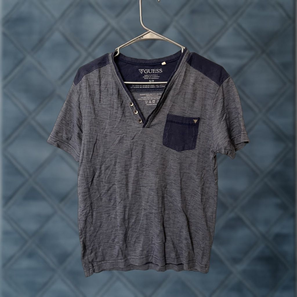 Guess VINTAGE GUESS Henley Shirt Mens Small Blue Short Sleeve Essential Tee Size US S / EU 44-46 / 1 - 1 Thumbnail