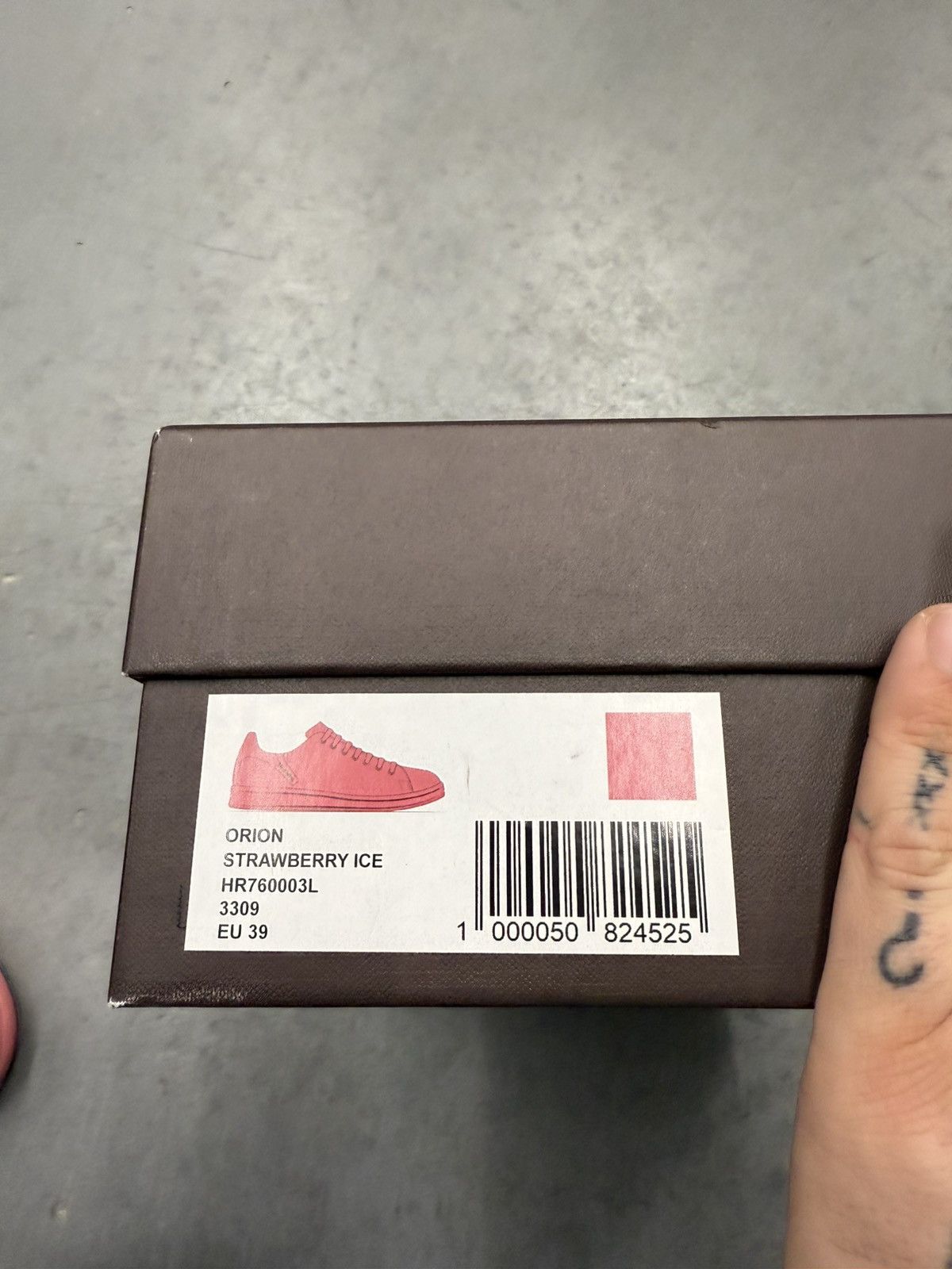 Raf Simons Raf Simons Orion Strawberry Ice Size 39 / US Size 6 Size US 6 / EU 39 - 12 Thumbnail