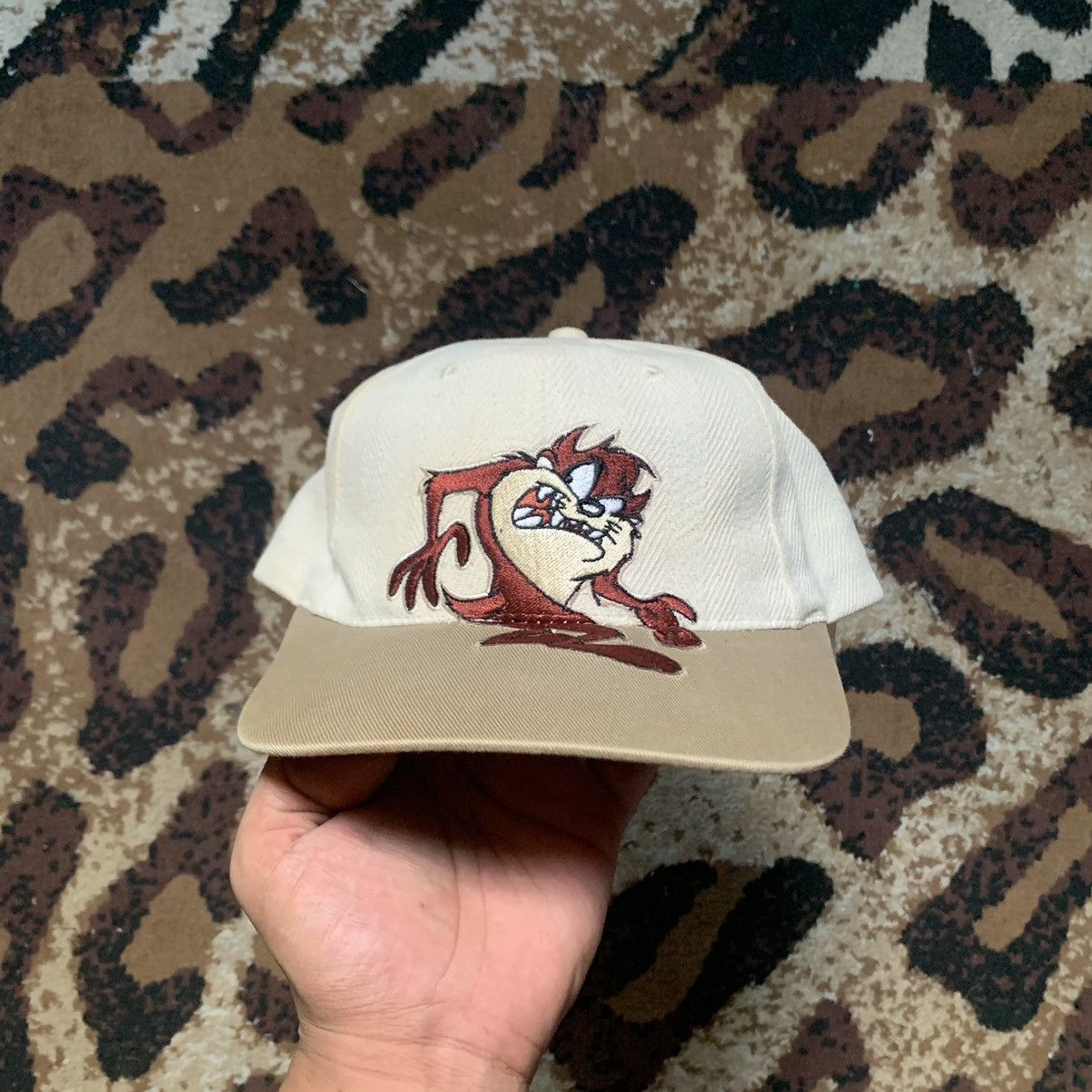 image of Vintage VTG Hat 90's Looney Tunes Taz Snapback Baseball Hat in White, Men's