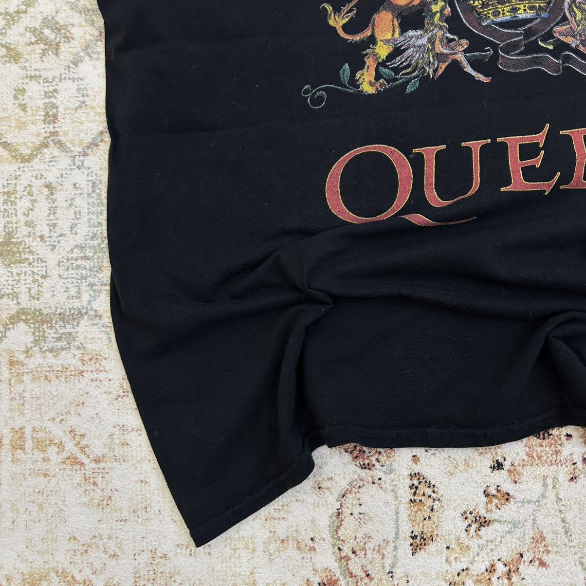 Vintage Vintage Queen T-shirts Adult Big Logo Band Rock Y2K Punk Size US XL / EU 56 / 4 - 3 Thumbnail