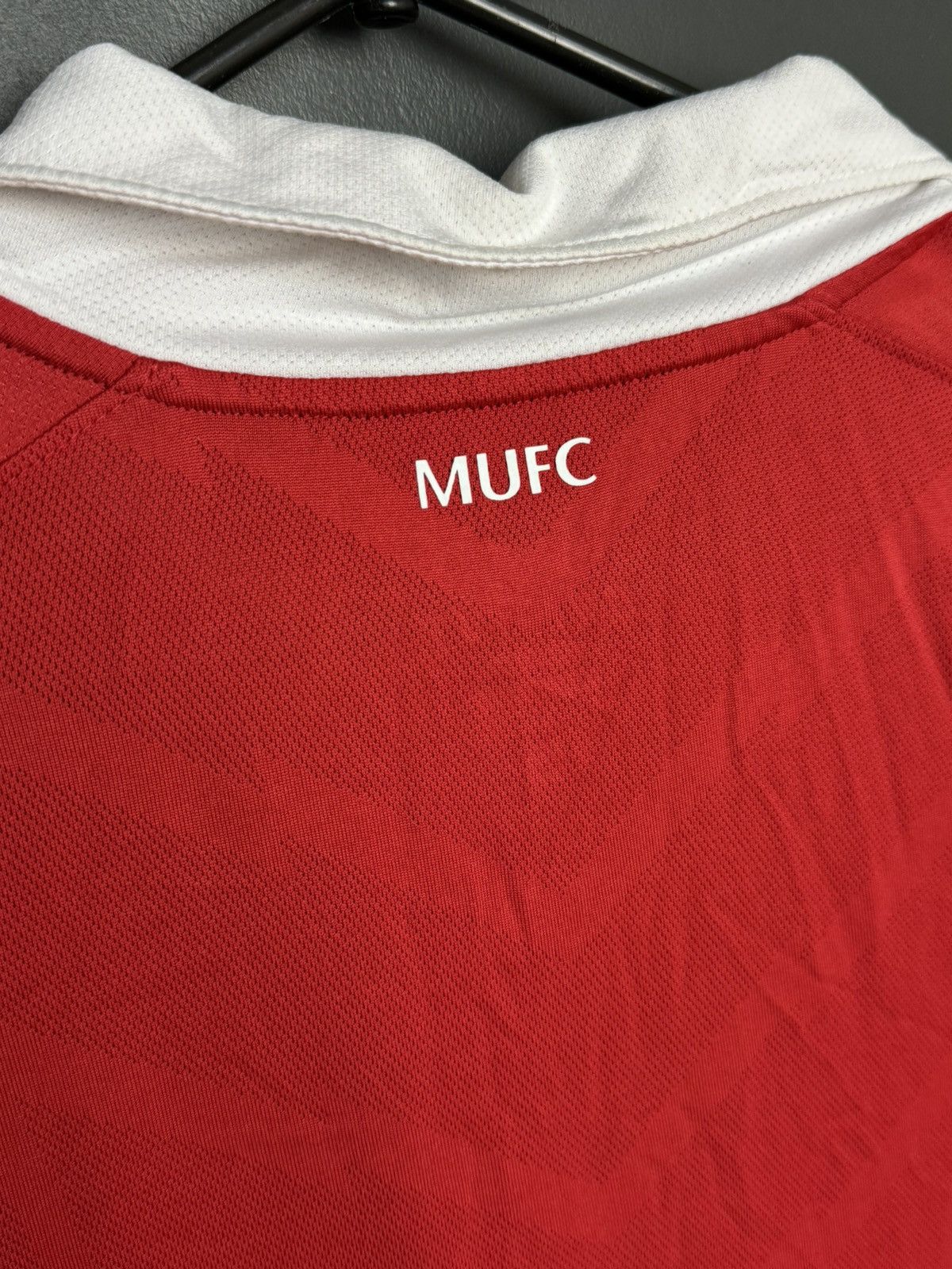 Nike Manchester United 10/11 Home Football Jersey T-Shirt Size US S / EU 44-46 / 1 - 4 Thumbnail