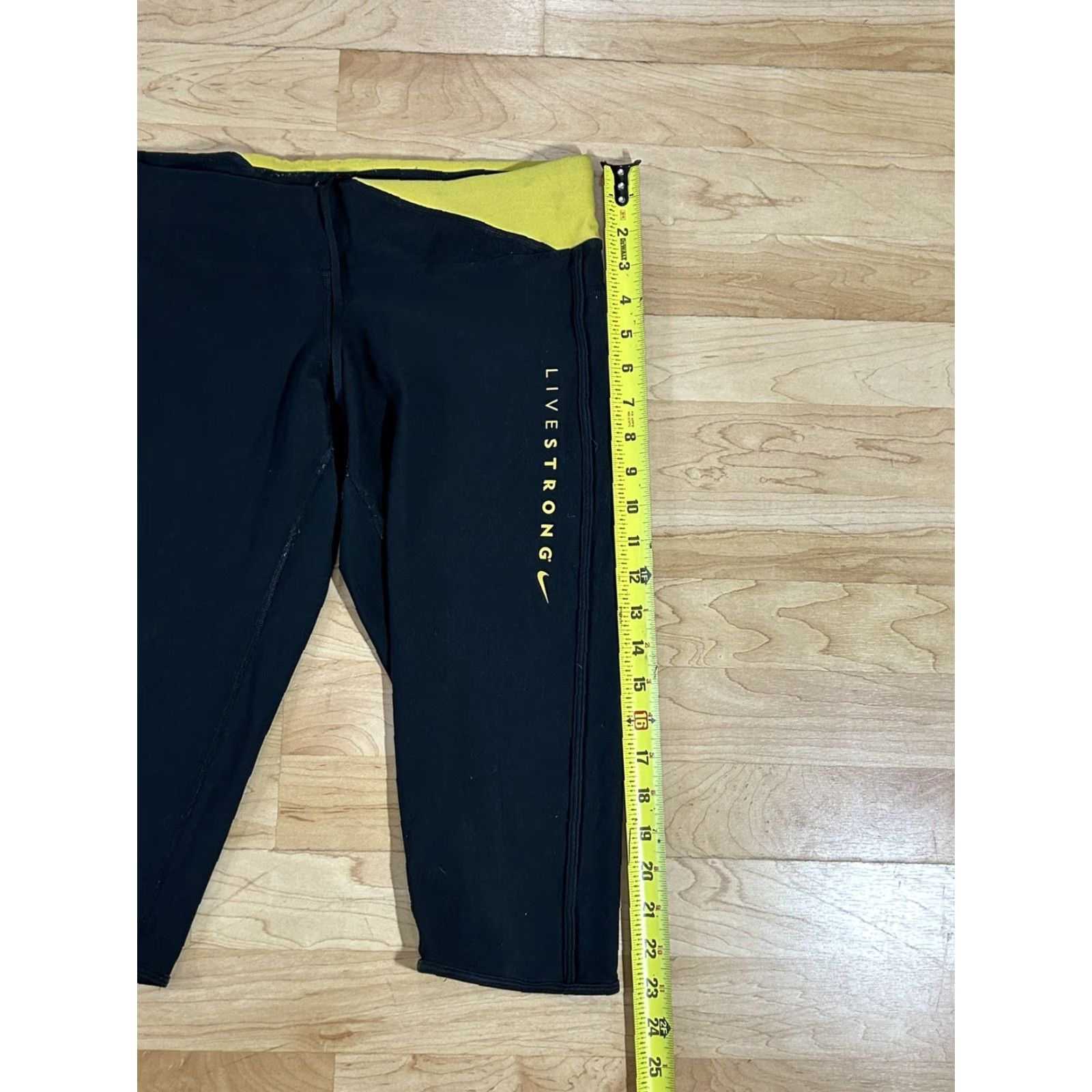 Nike Nike Leggings Womens Large Black Cropped Drawstring Stretch Dri-FIT Athletic Activewear | Leggings, Shoes? Size 36" / US 14 / IT 50 - 3 Thumbnail