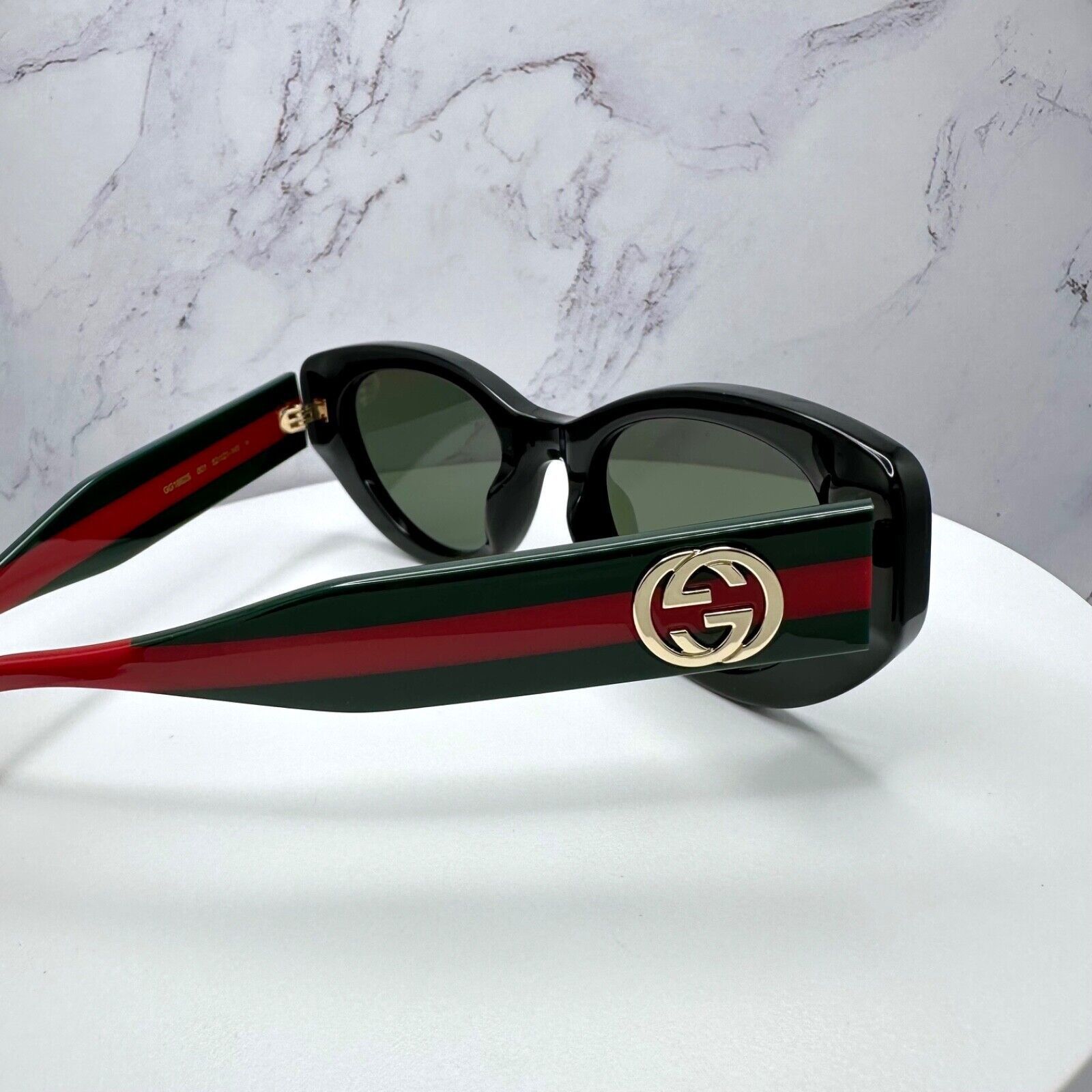 Gucci New GUCCI Sunglasses Black Gold 2025 Newest Collection Size ONE SIZE - 20 Thumbnail