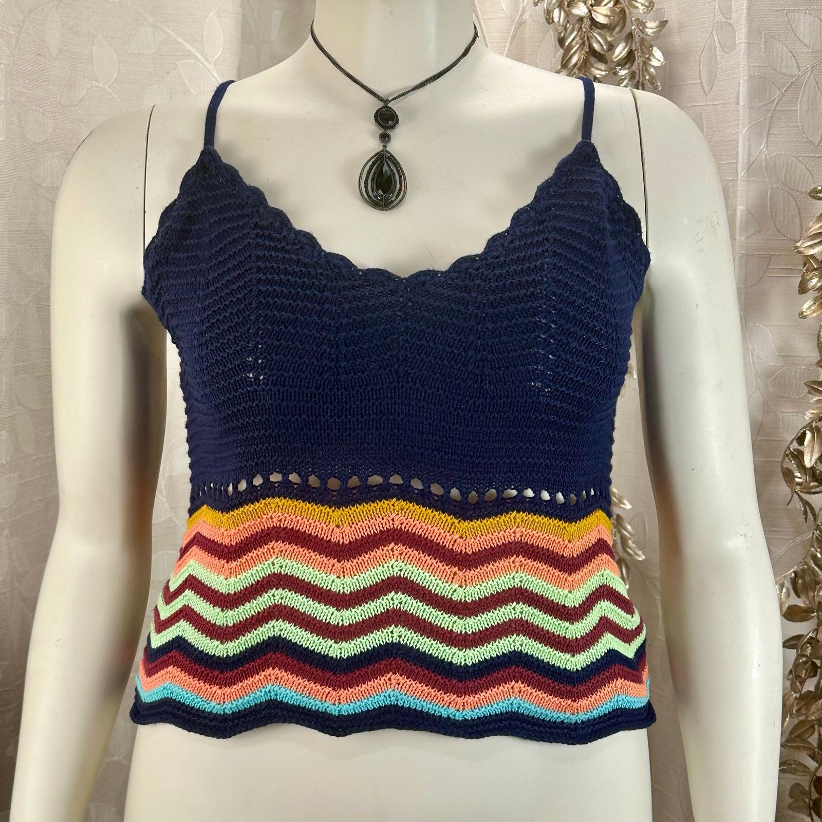 Mossimo Mossimo Chevron Crochet Knit Tank Top Small Festival Size S / US 4 / IT 40 - 1 Thumbnail