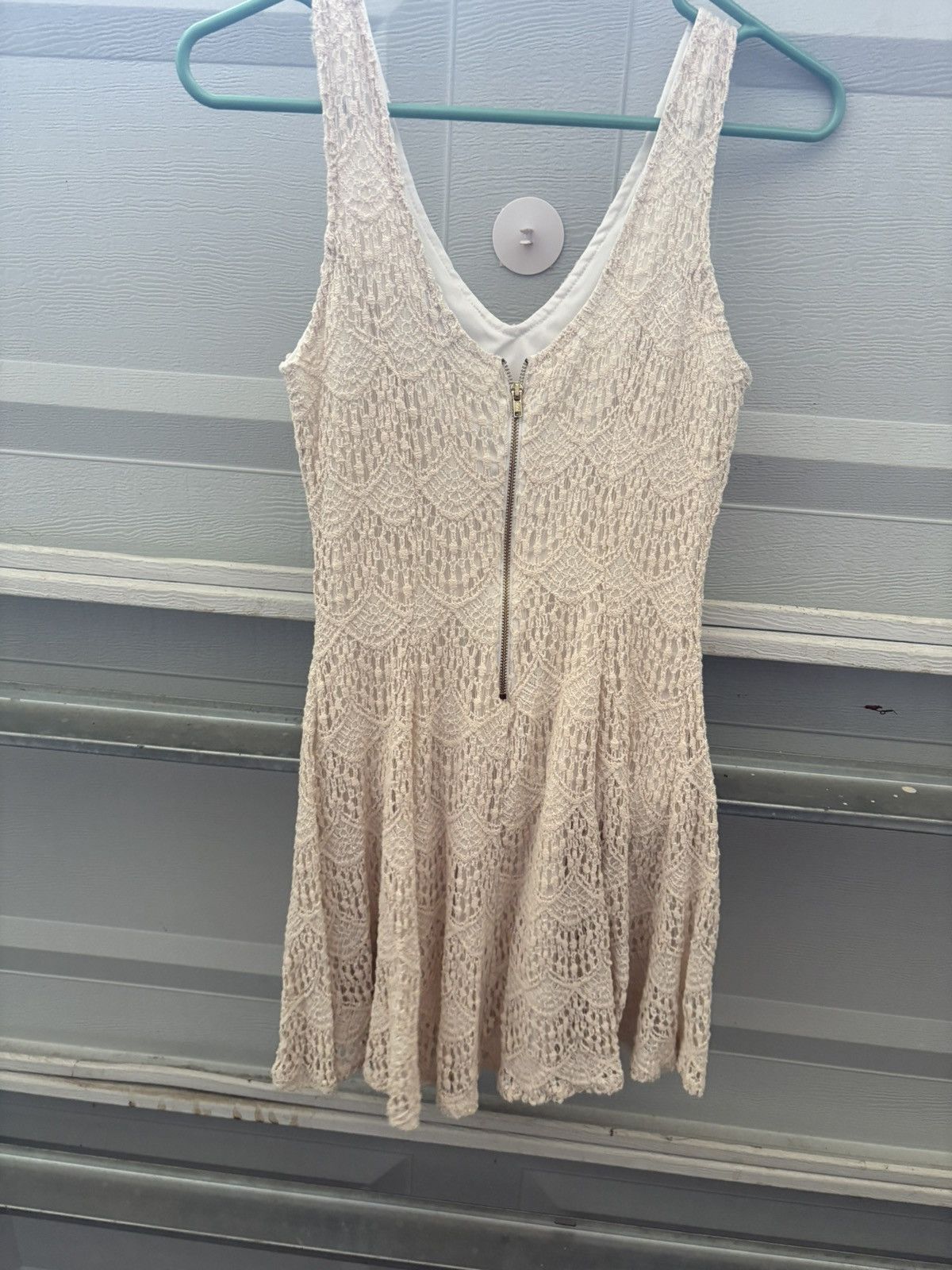 Bar III Off White Lace Dress Size XS / US 0-2 / IT 36-38 - 2 Thumbnail