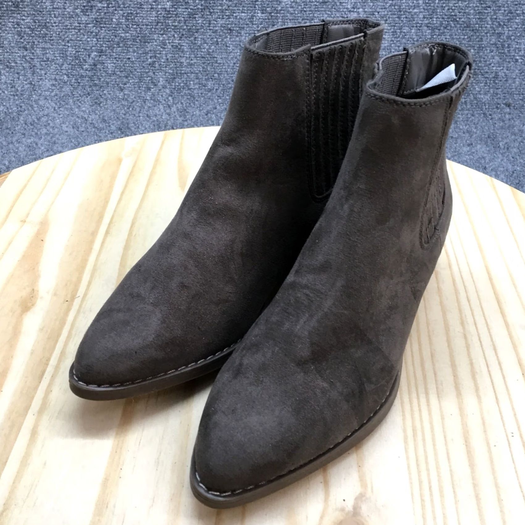 Vintage Universal Thread Boots Chelsea Brown Faux Suede Almond Toe Pull On NEW Womens 7 Shoes Size US 7 / IT 37 - 3 Thumbnail