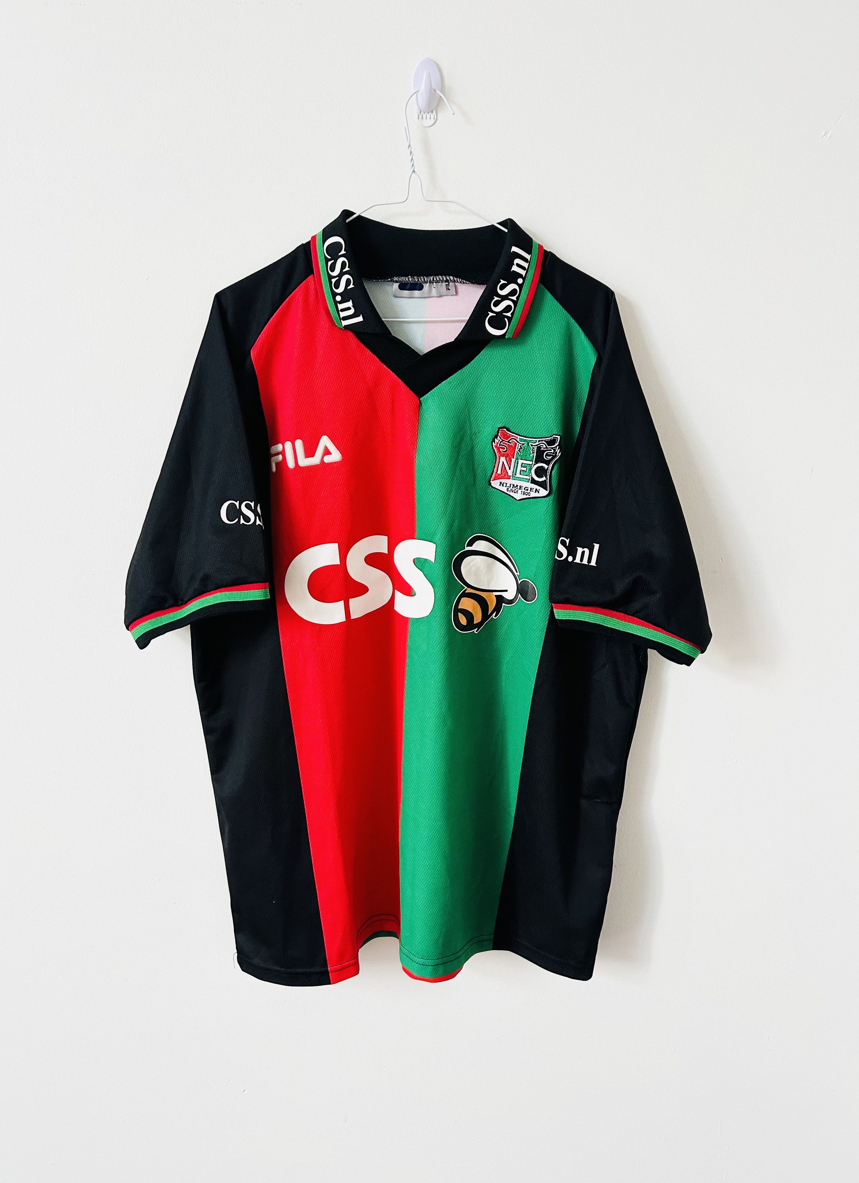 Fila × Vintage NEC Nijmegen 20001/02 home jersey Size US L / EU 52-54 / 3 - 1 Thumbnail