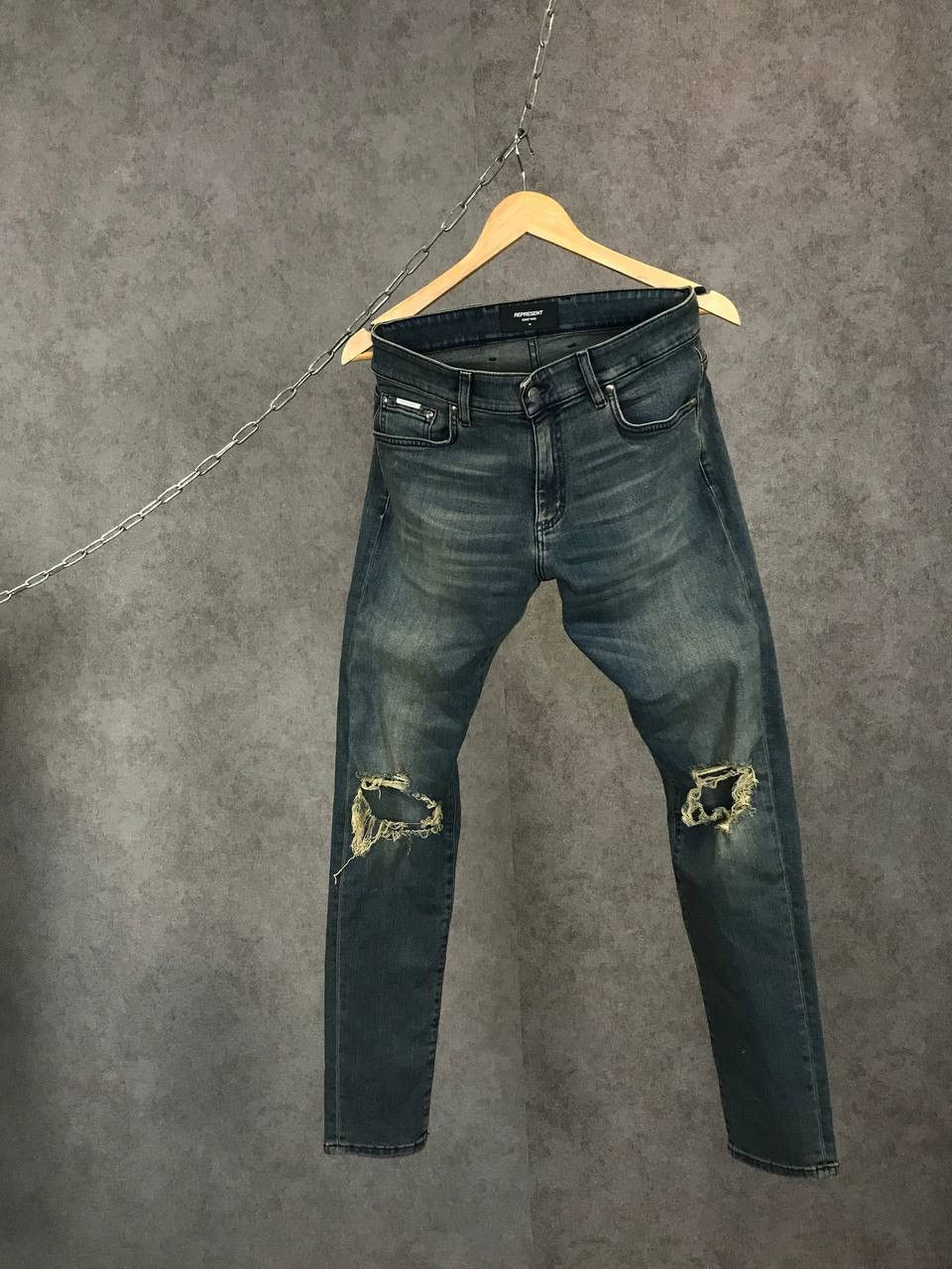 Represent Clo. Represent distressed designer jeans Size US 29 - 1 Thumbnail