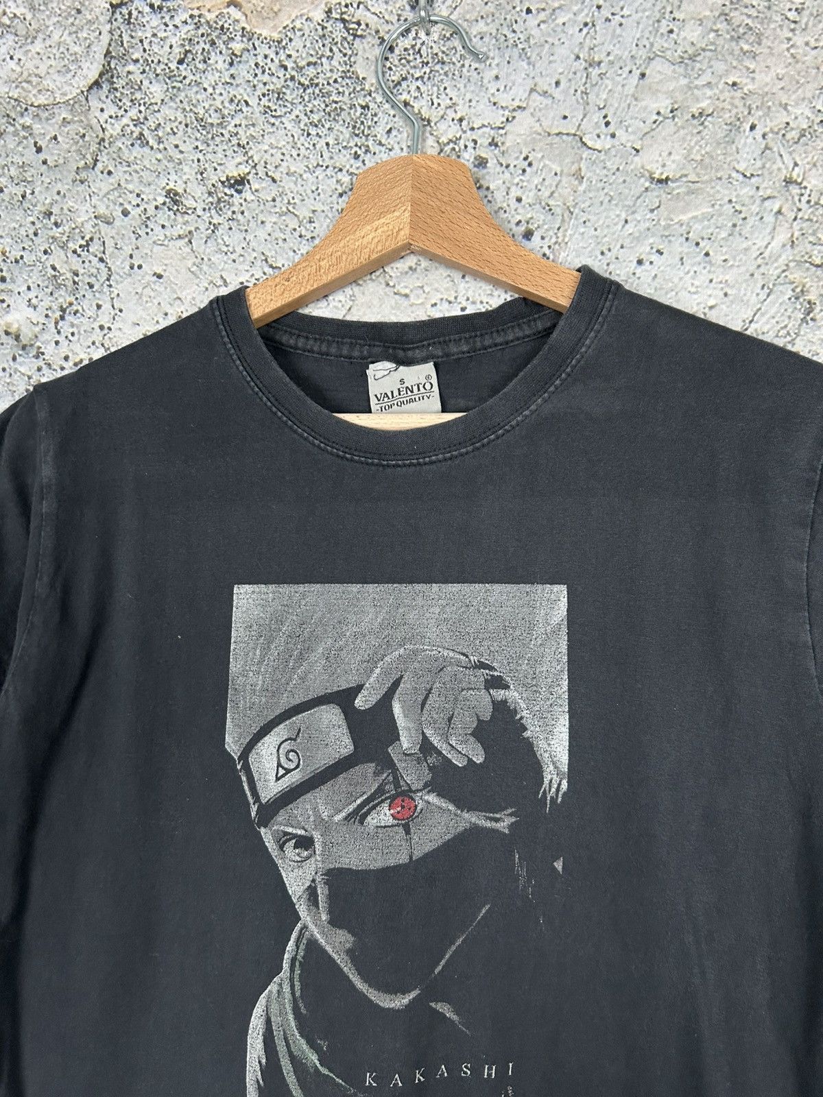 Anime Vintage Naruto Kakashi Anime Graphic Tee Japanese Manga Size US S / EU 44-46 / 1 - 3 Thumbnail