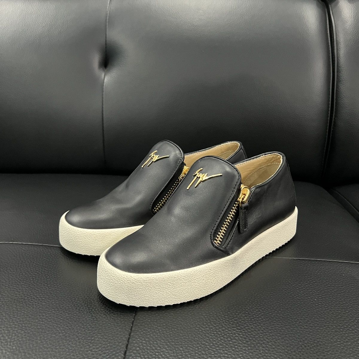 Giuseppe Zanotti Giuseppe Zanotti Double-Zip Sneakers Size US 6 / IT 36 - 1 Thumbnail