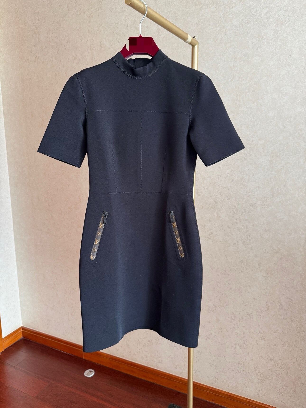 Louis Vuitton LV Short Sleeve Sheath Dress Size XS / US 0-2 / IT 36-38 - 1 Thumbnail