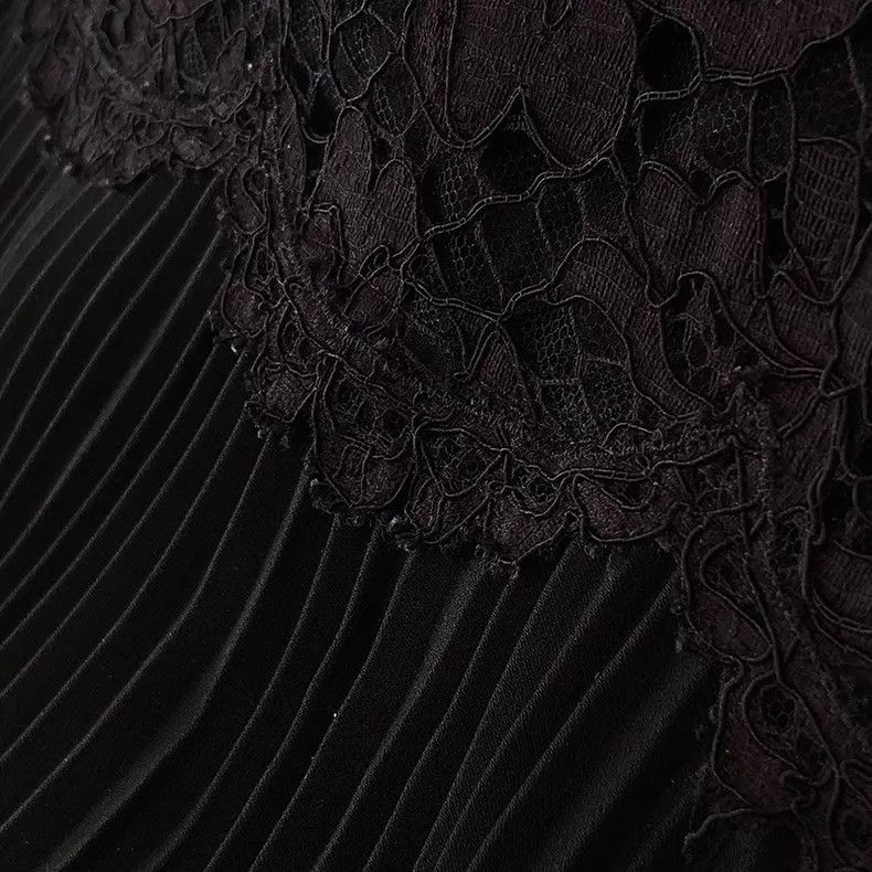 Valentino Valentino Black lace pleated dress Size XS / US 0-2 / IT 36-38 - 6 Thumbnail