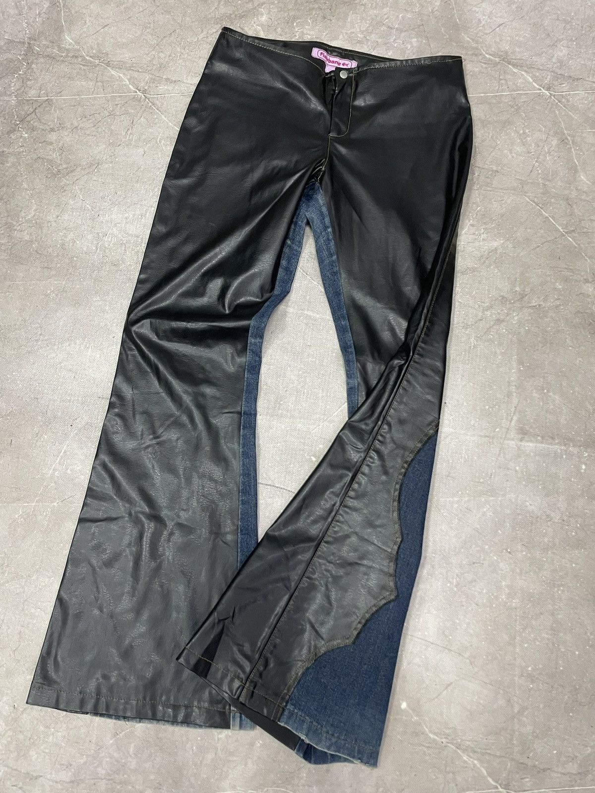 Tornado Mart Totnado mart style faux leather flared jeans pants 2000s Size US 30 / EU 46 - 2 Thumbnail