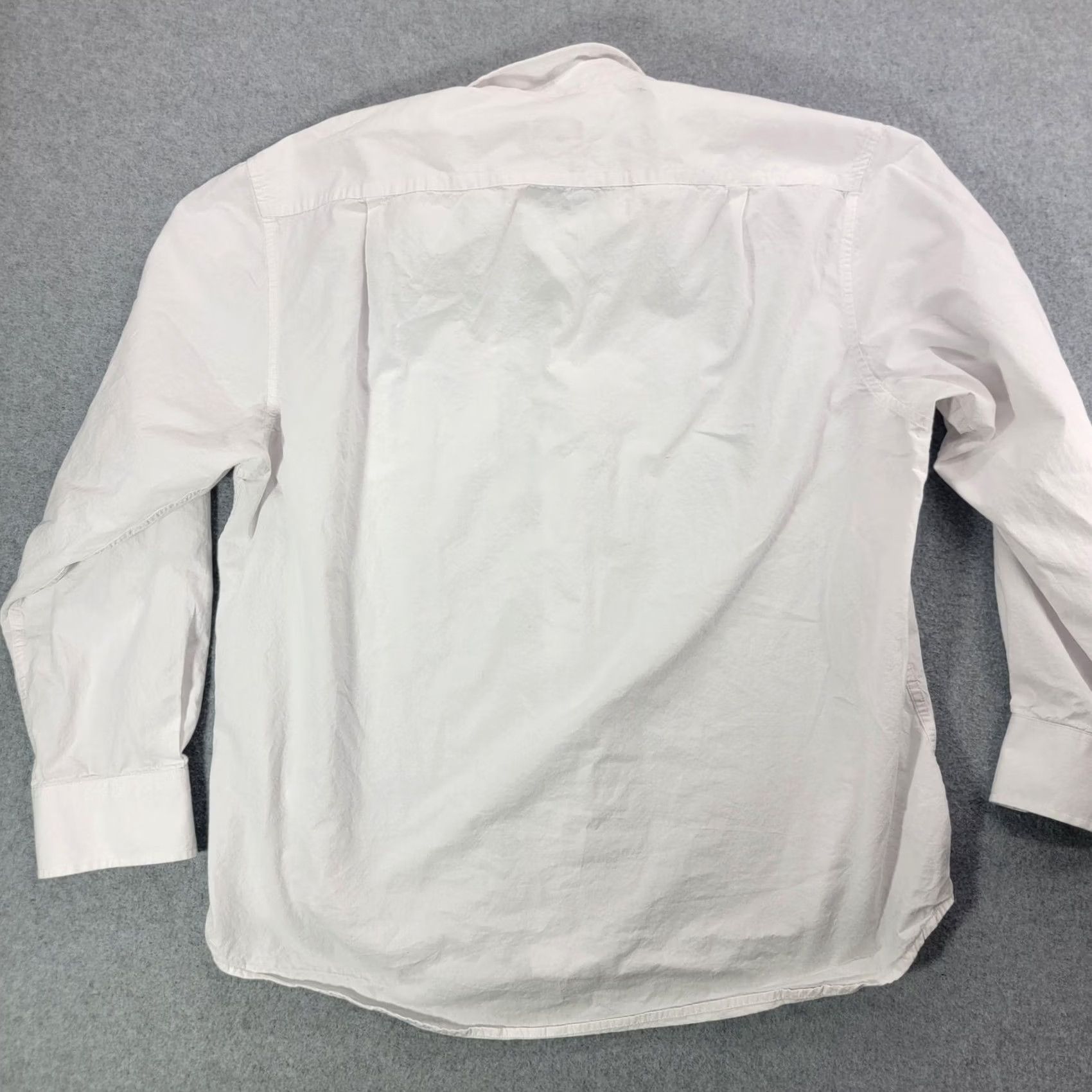 Izod IZOD Shirt Mens XL White Button Front Long Sleeve Oxford Dress Casual Work Size US XL / EU 56 / 4 - 6 Thumbnail