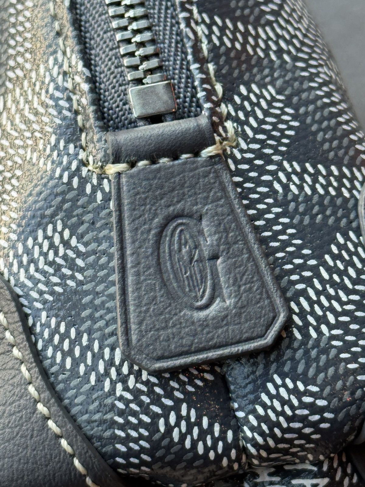 Goyard Goyard Goyardine Trousse A Maquillage Vendome Mini Pouch Size ONE SIZE - 7 Thumbnail