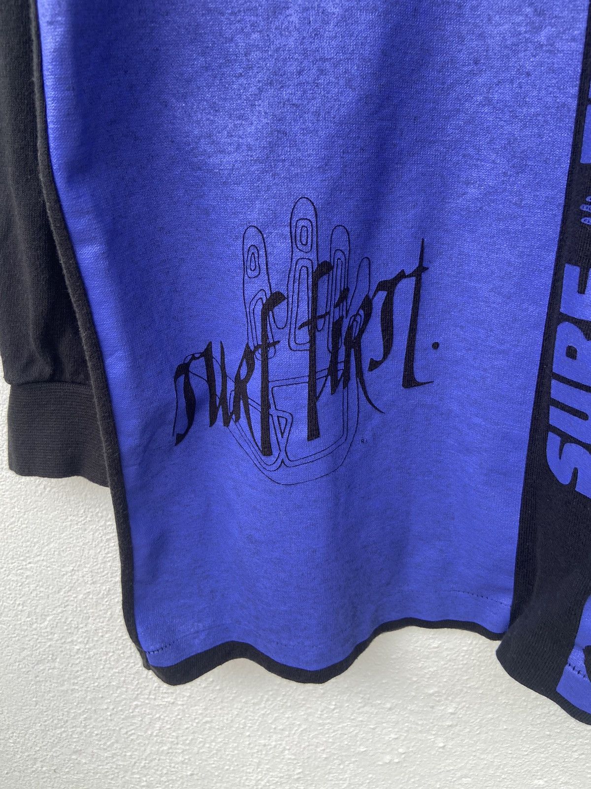 Body Glove 🔥 Vtg 80s Body Glove t shirt long sleeve surf design Size US L / EU 52-54 / 3 - 4 Thumbnail