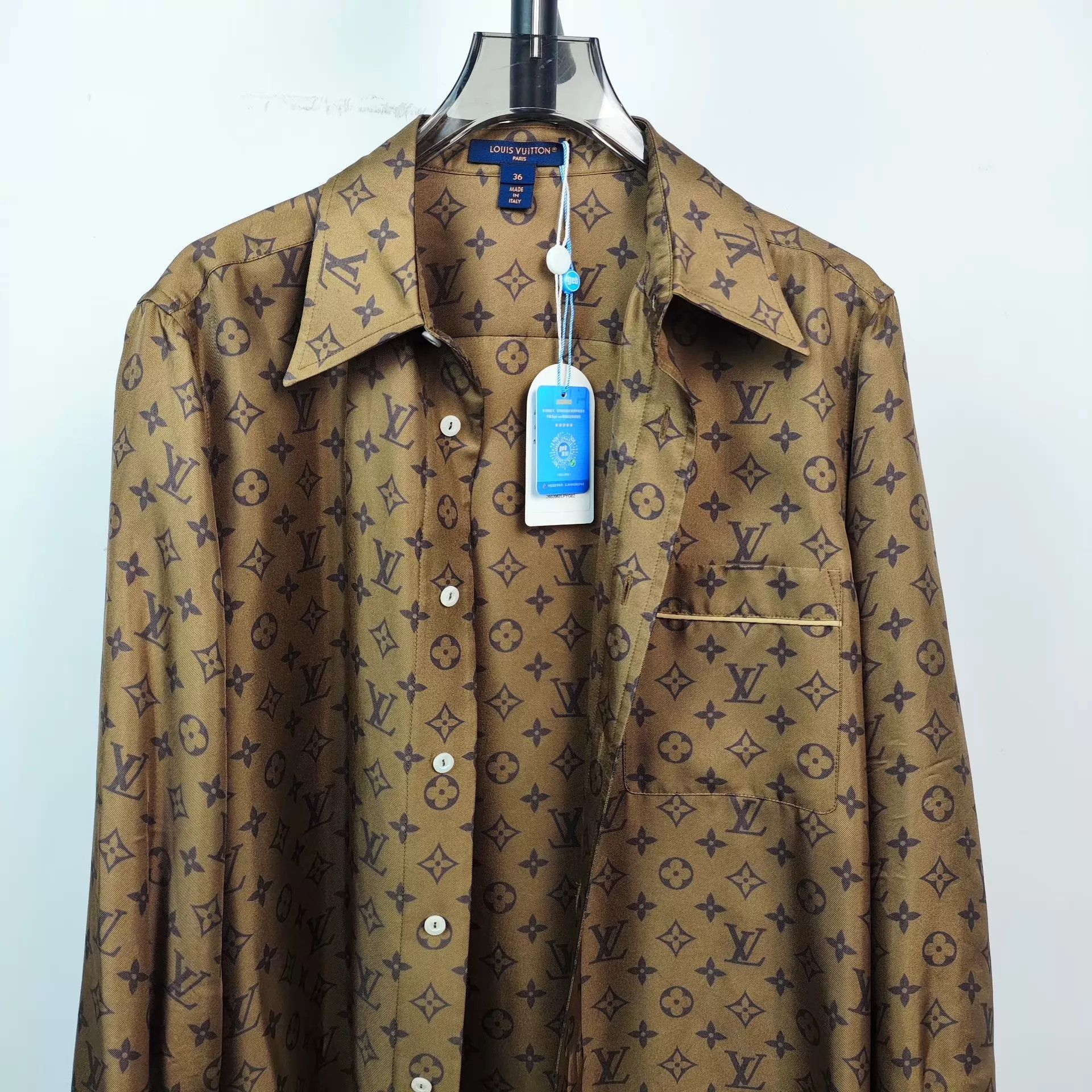 Louis Vuitton LV 97 new silk shirt 36 color blocked Size XS / US 0-2 / IT 36-38 - 4 Thumbnail