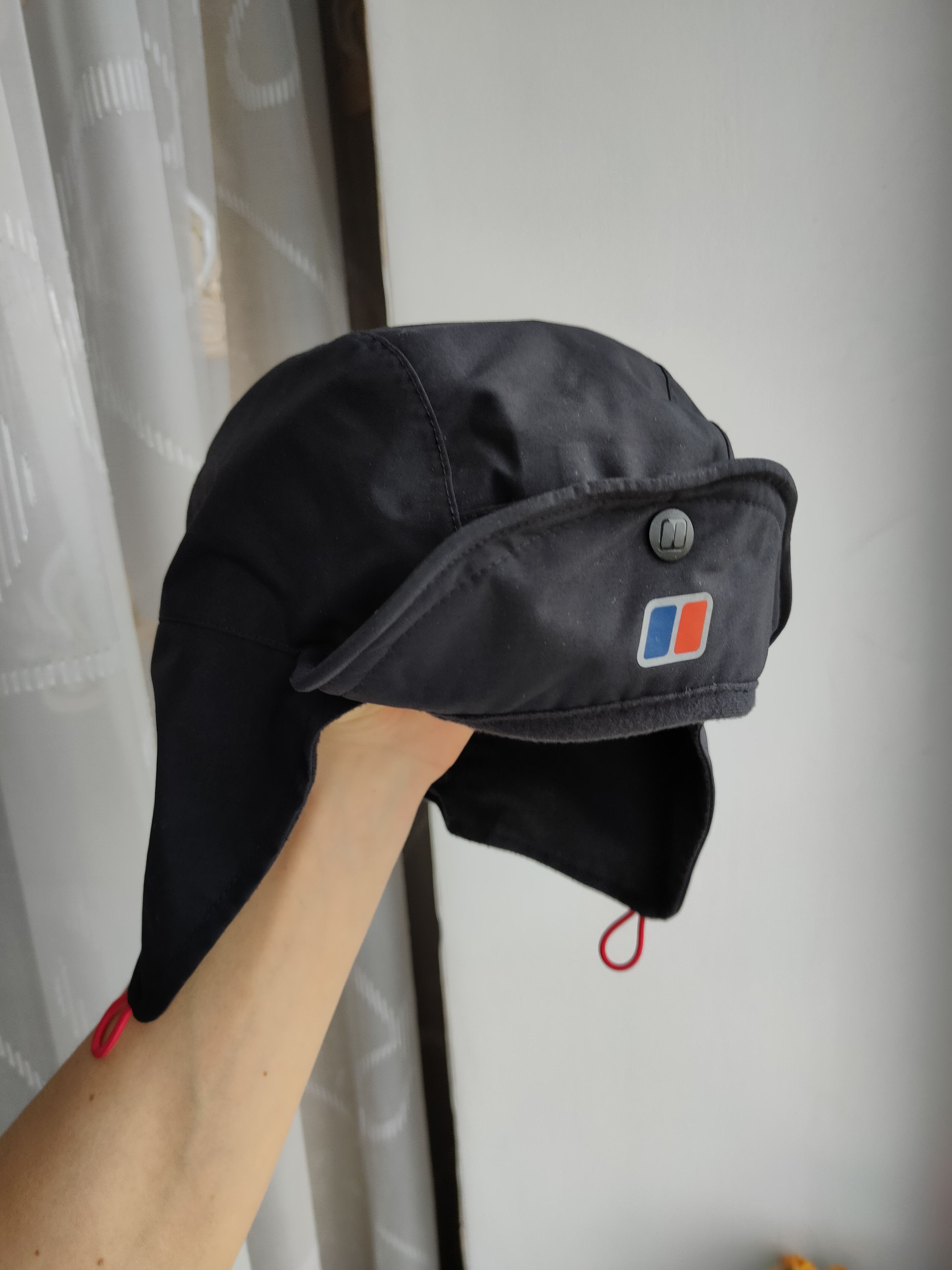 Berghaus Outdoor Hat Hydro Shell Windstopper Gorpcore Cap