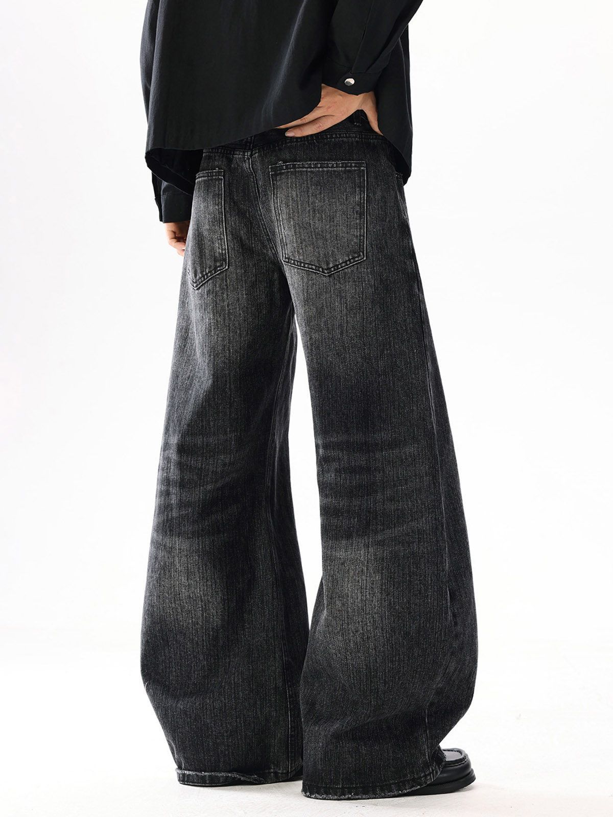 Jean Retro washed men's loose straight leg curved jeans Size US 32 / EU 48 - 5 Thumbnail