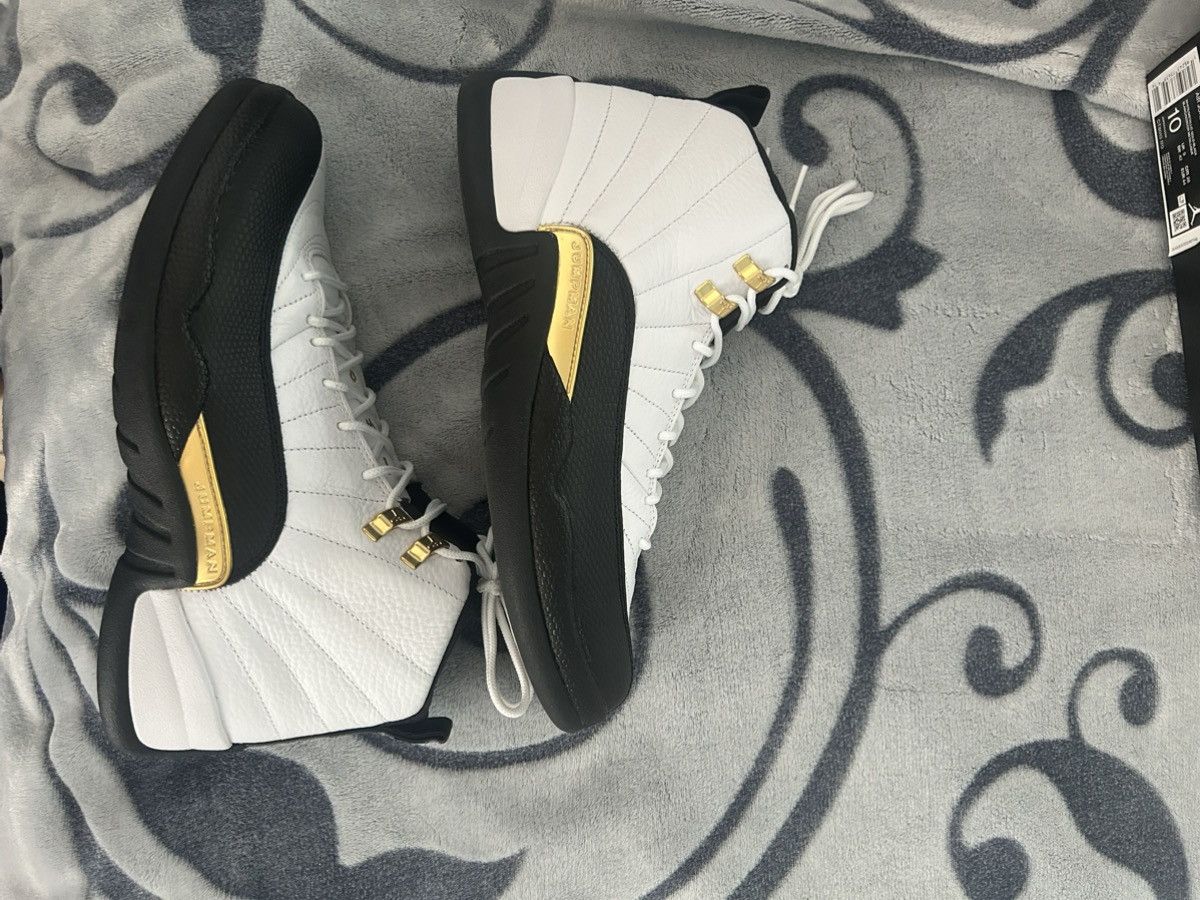Jordan Brand Jordan 12 Royalty Taxi Size US 10 / EU 43 - 1 Thumbnail