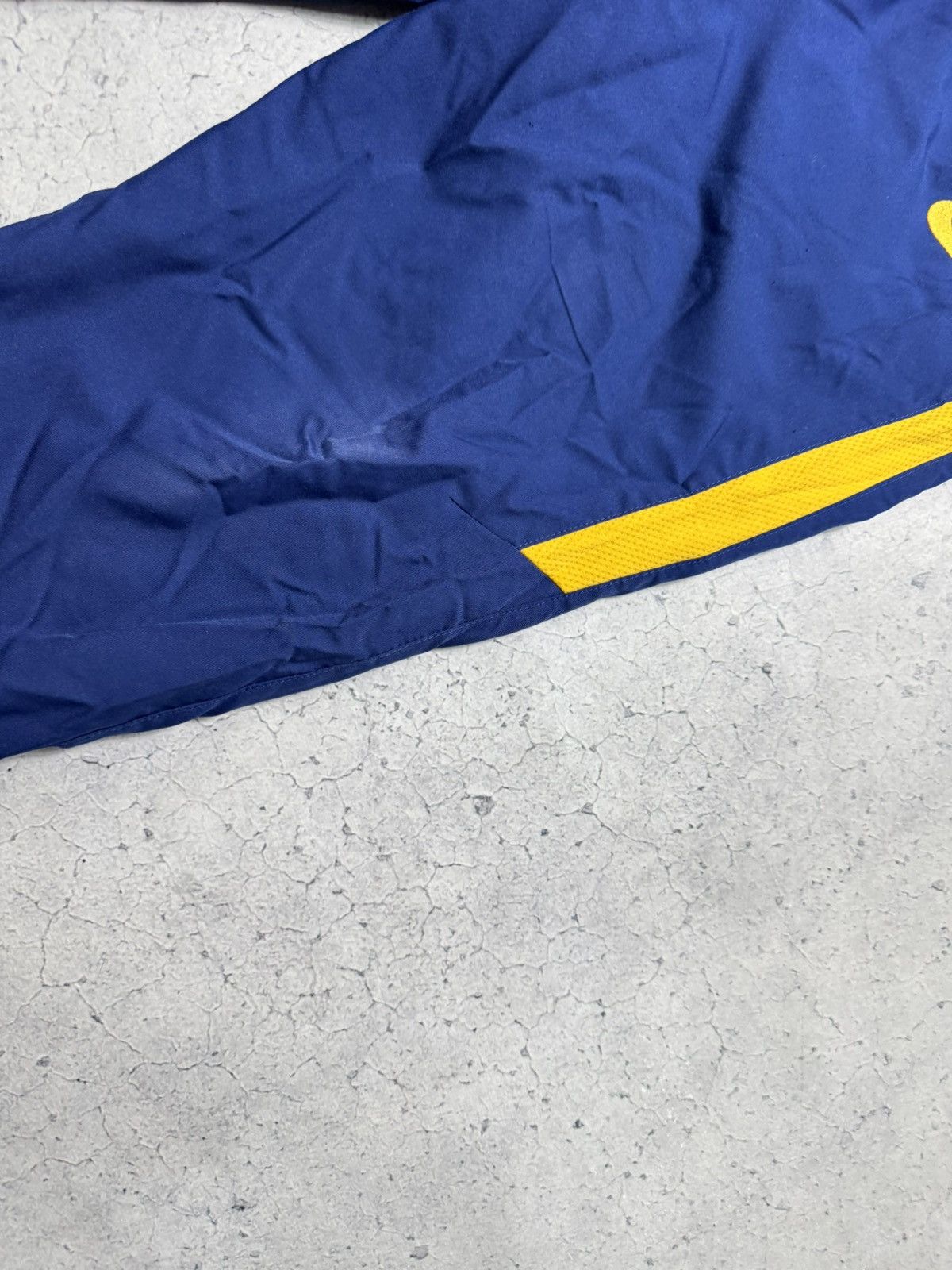 Nike Nike FC Barcelona Nylon Track Suit Football Jacket & Pants Size US L / EU 52-54 / 3 - 13 Thumbnail