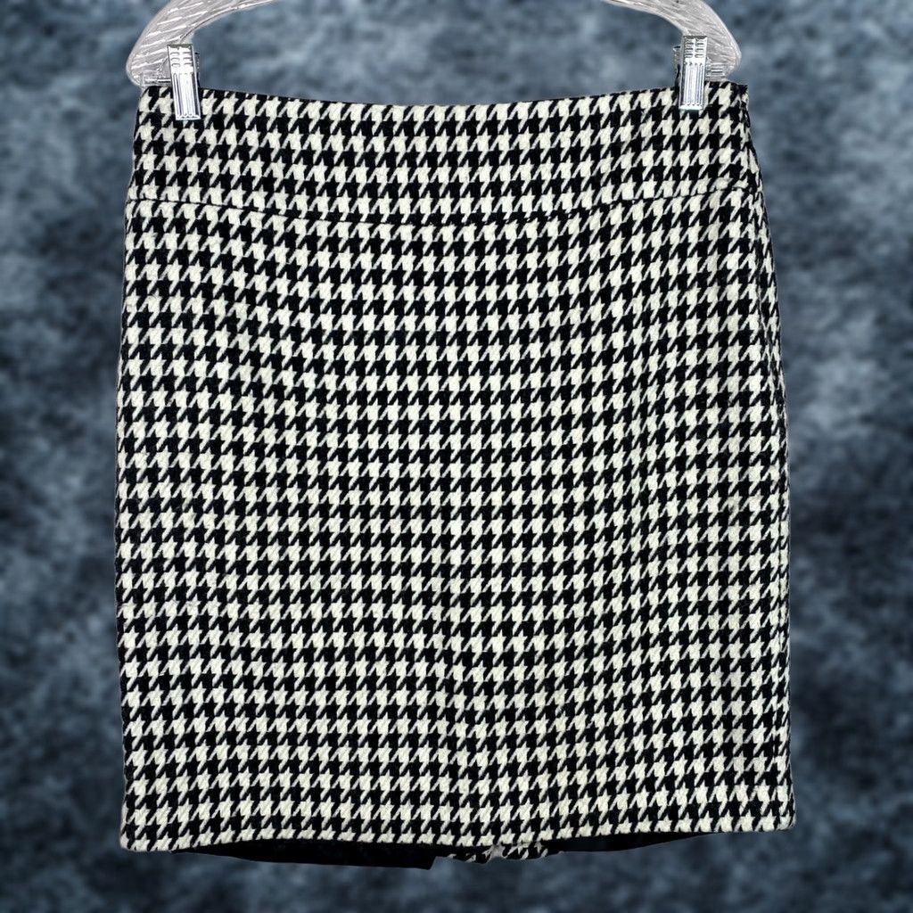 Vintage VINTAGE The Limited Skirt Womens Sz 10 Black White Houndstooth Wool Lined Zip Up Size 32" / US 10 / IT 46 - 1 Thumbnail