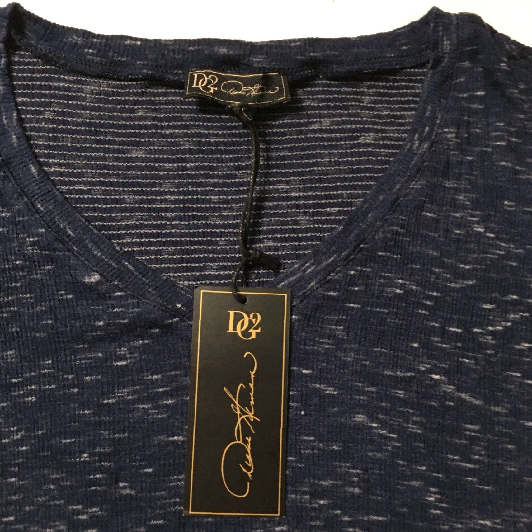 Vintage NWT DIANE GILMAN NAVY V-NECK BURNOUT TOP SZ M Navy V-Neck T-Shirt Womens Medium Size M / US 6-8 / IT 42-44 - 2 Thumbnail