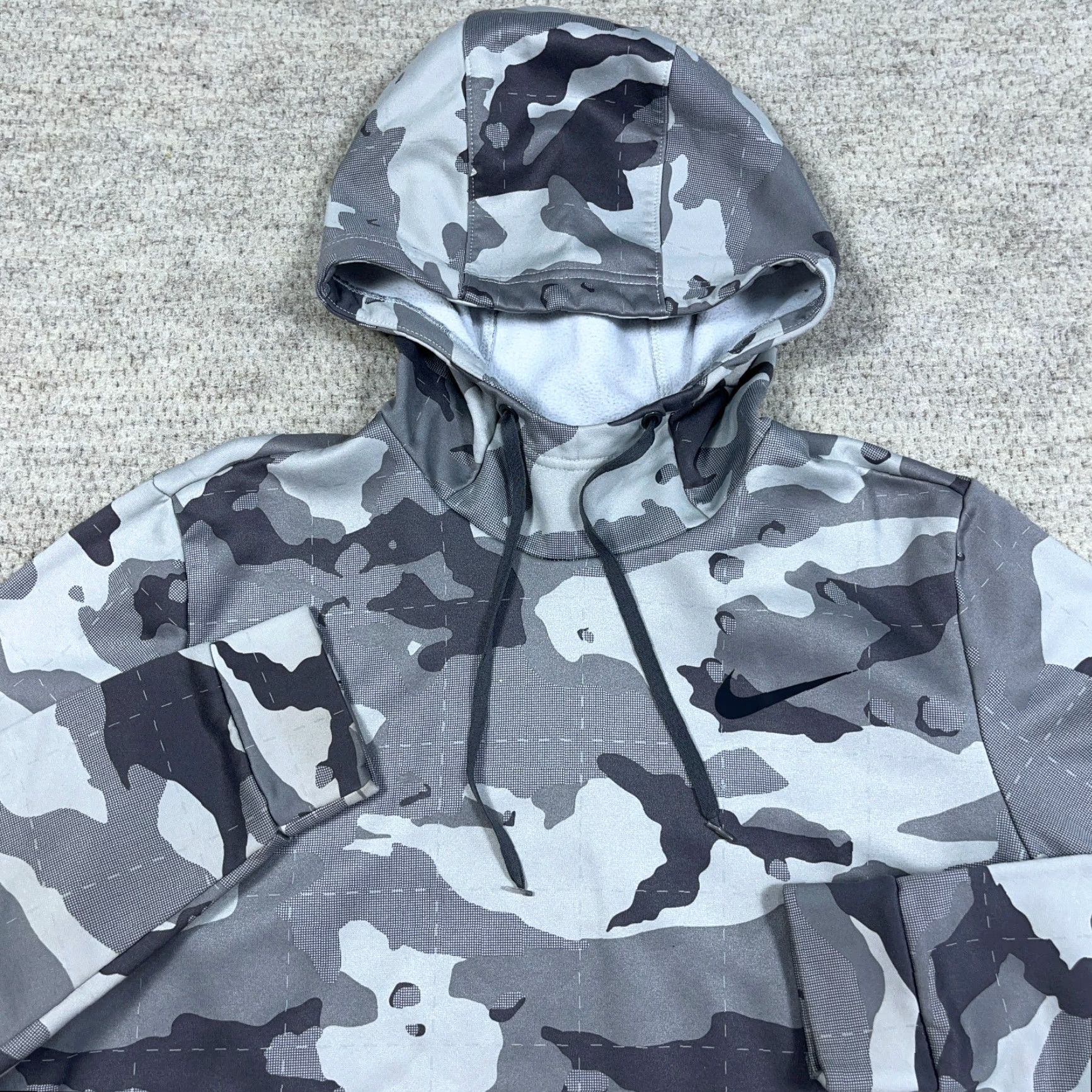 Nike Nike Hoodie Men L Gray Camouflage Therma Fit Pullover Sweatshirt Performance Adult Size US L / EU 52-54 / 3 - 2 Thumbnail