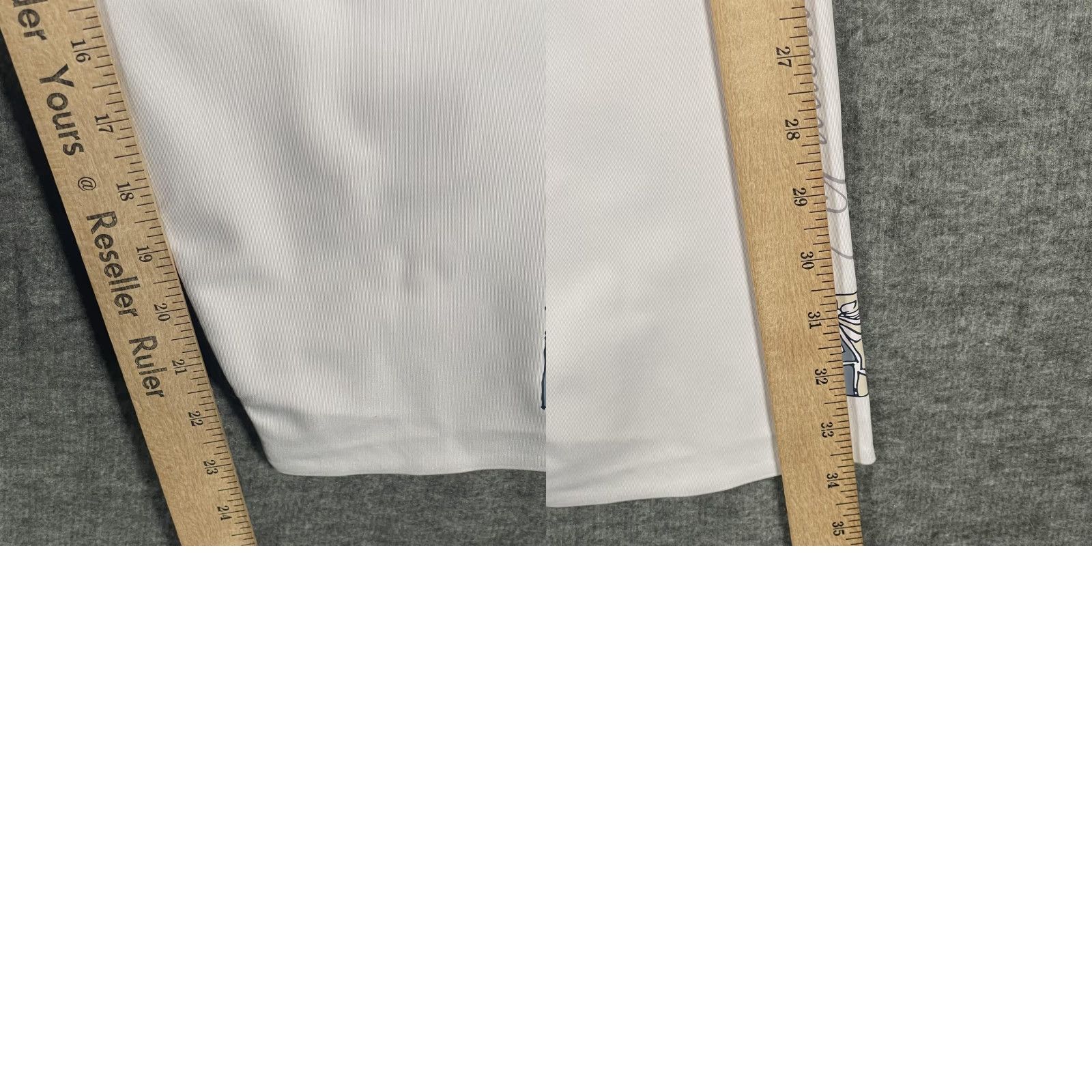 Nike VINTAGE Nike Leggings Womens 2X White One Luxe Dri-FIT Mid Rise Leggings Serena Script Black? Size 40" / US 18 - 9 Thumbnail