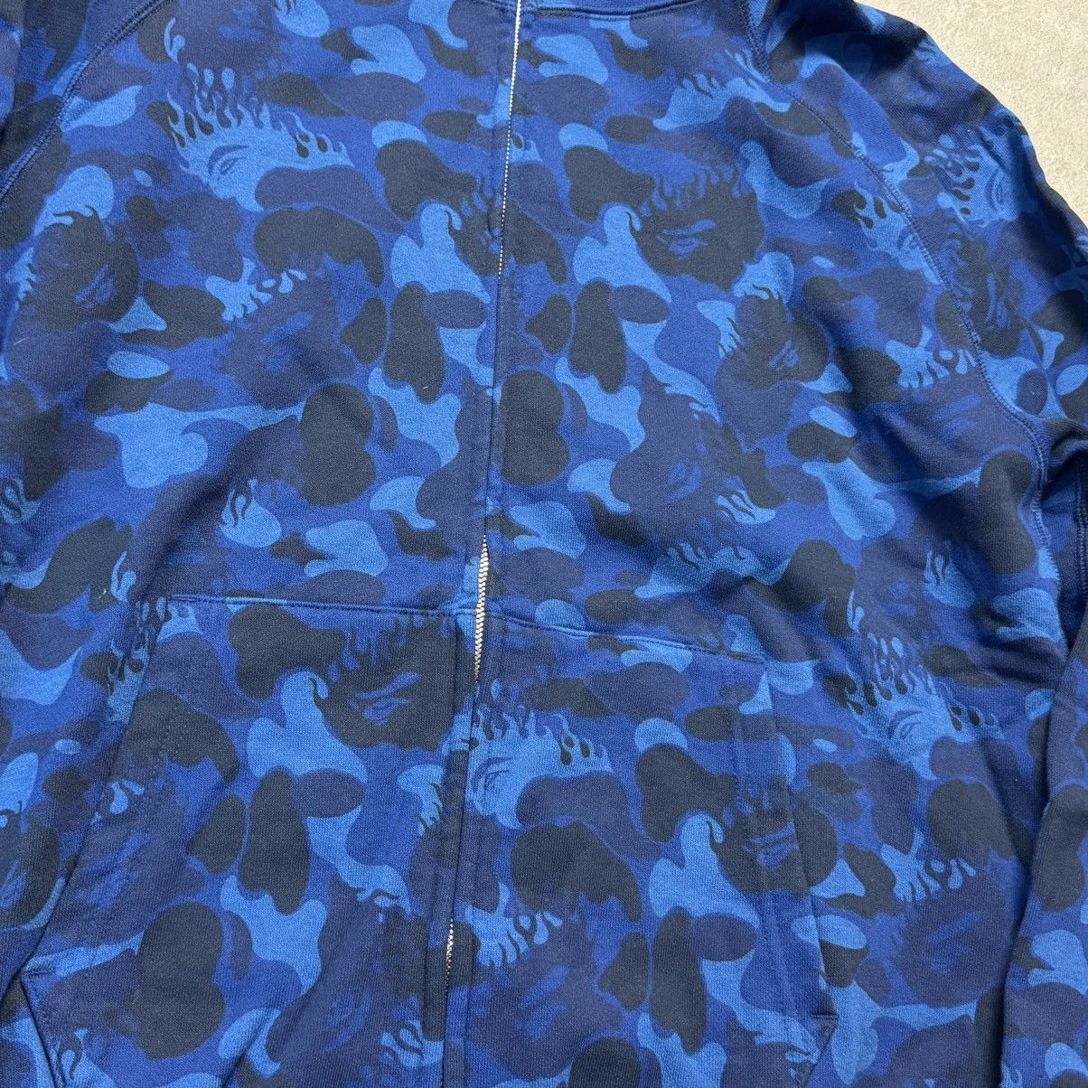 Bape Bape Fire Camo Full Zip Shark Hoodie Size US M / EU 48-50 / 2 - 2 Thumbnail