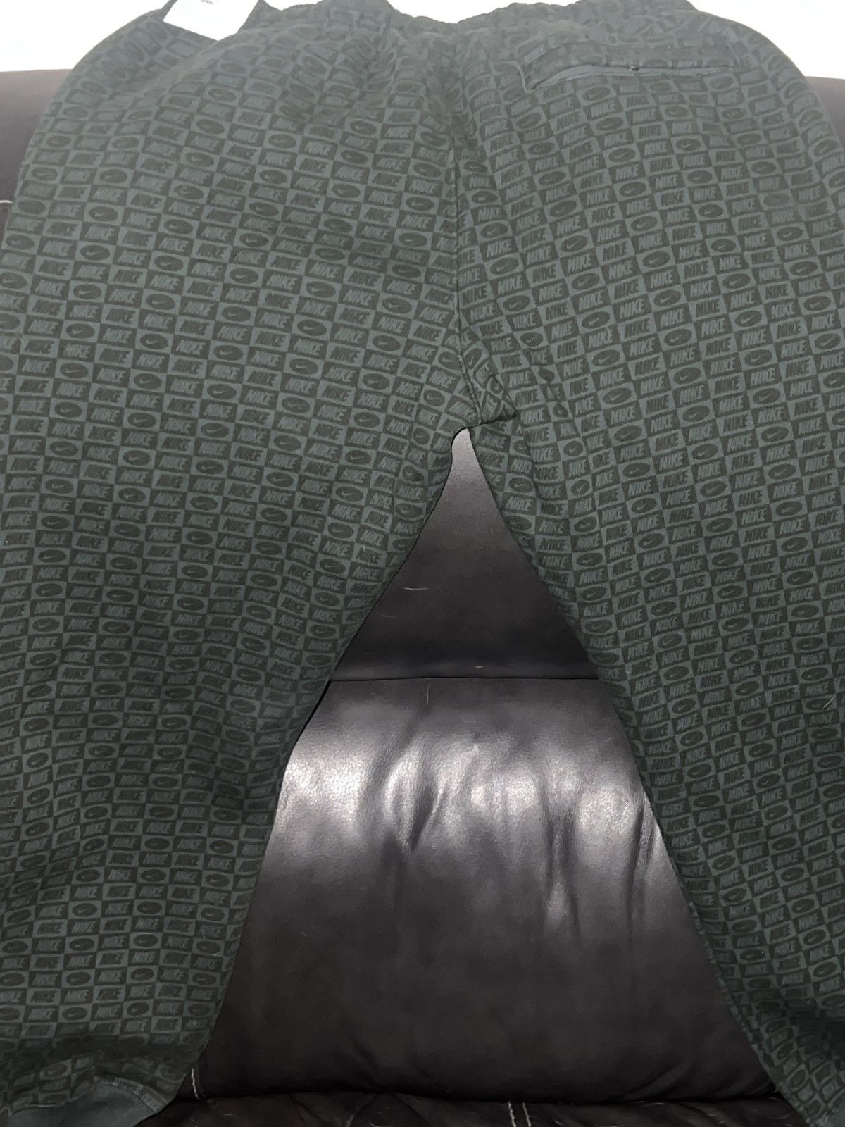 Nike Nike Sweatpants Size US 33 - 2 Thumbnail