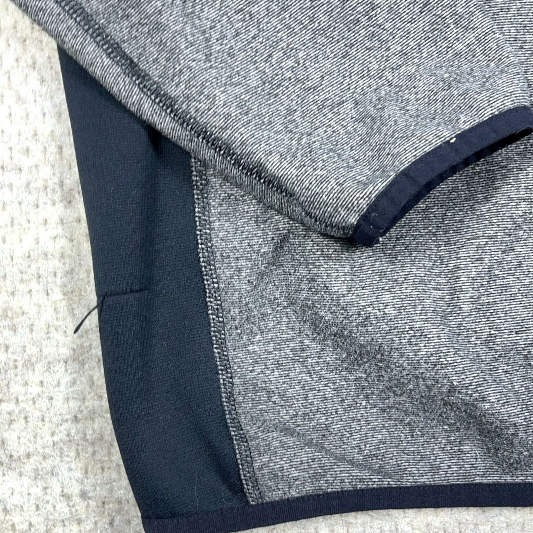 Under Armour Under Armour Sweater Men Large Gray Pullover Quarter 1/4 Zip Loose Cold Gear Size US L / EU 52-54 / 3 - 5 Thumbnail
