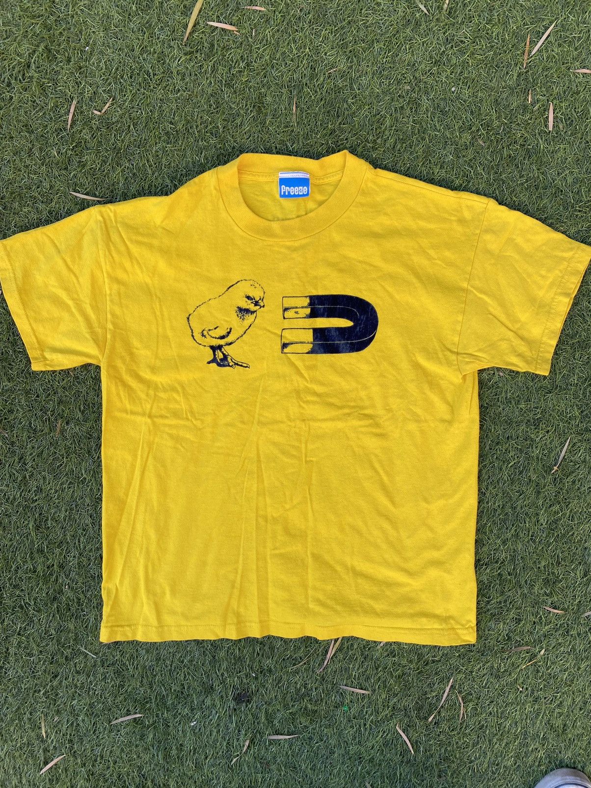 Vintage VTG “chick magnet” t shirt Size US M / EU 48-50 / 2 - 1 Thumbnail