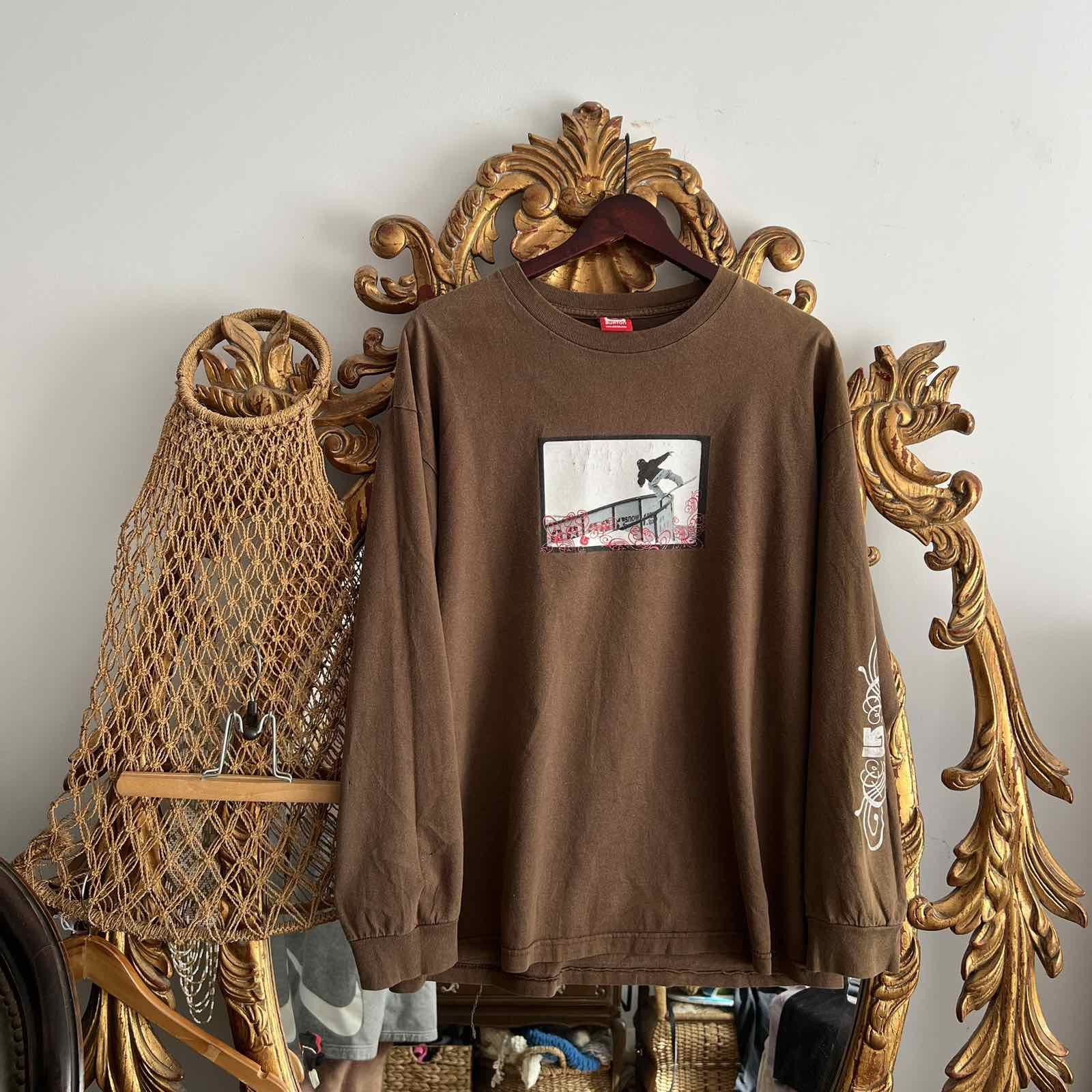 Burton VINTAGE BURTON SNOWBOARDS LONG SLEEVE TEE 90S Size US L / EU 52-54 / 3 - 1 Thumbnail
