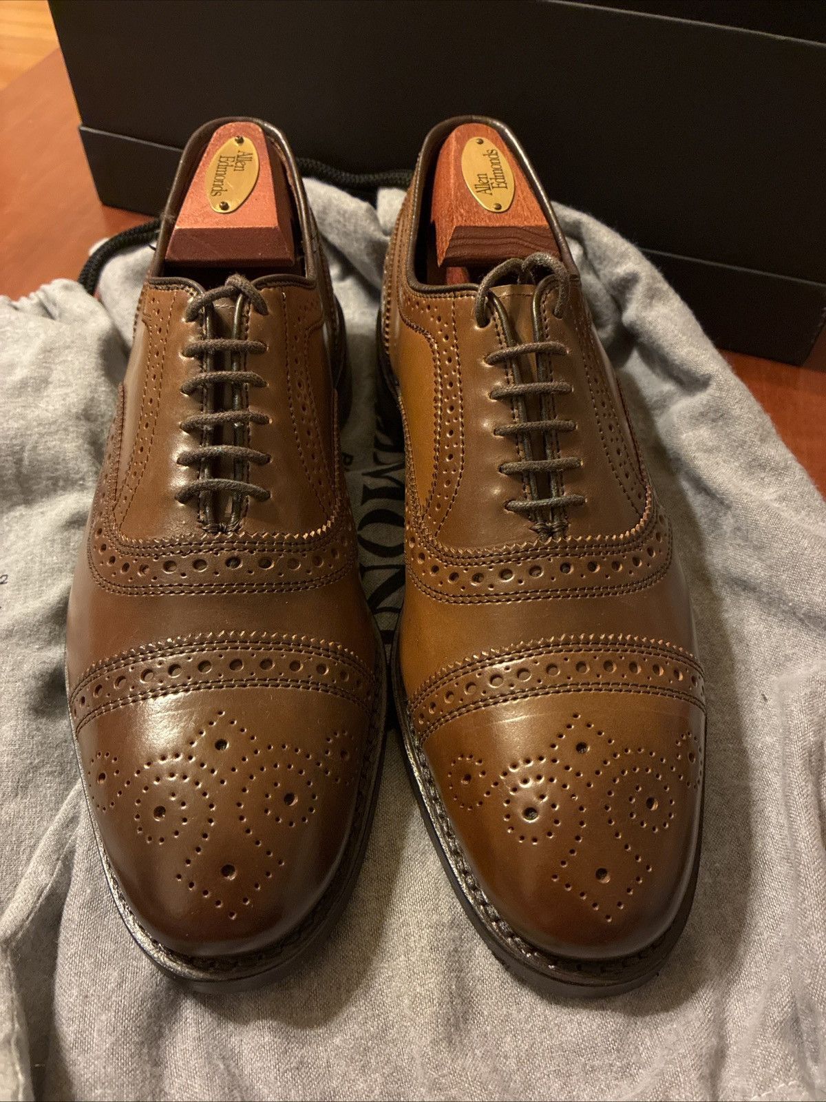 Allen Edmonds Allen Edmonds Bourbon Shell Cordovan Strand US7.5D New Size US 7.5 / EU 40-41 - 1 Thumbnail