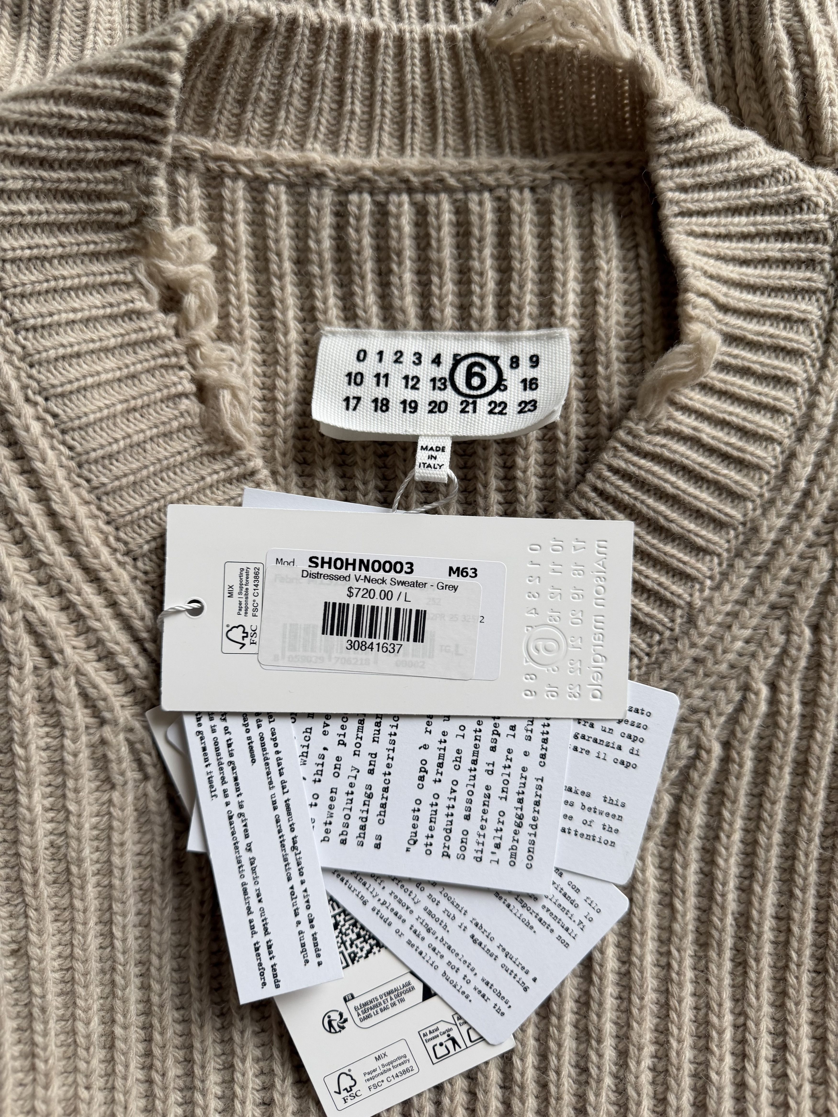 MM6 MM6 Maison Margiela Distressed V-Neck Sweater in Beige Size US L / EU 52-54 / 3 - 7 Thumbnail