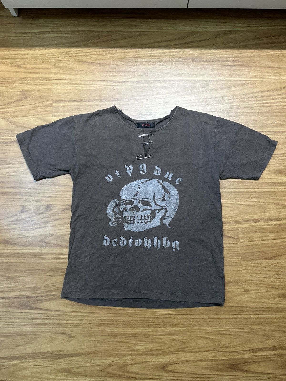 Japanese Brand × Seditionaries Seditionaries Stog Distressed Skull Tee Shirt Size US M / EU 48-50 / 2 - 4 Thumbnail