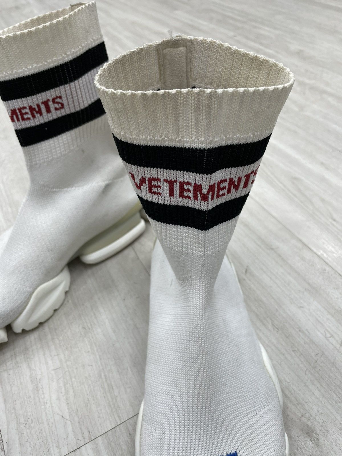 Reebok × Vetements Reebok x vetements sock trainers for women Size US 4.5 / IT 34.5 - 4 Thumbnail