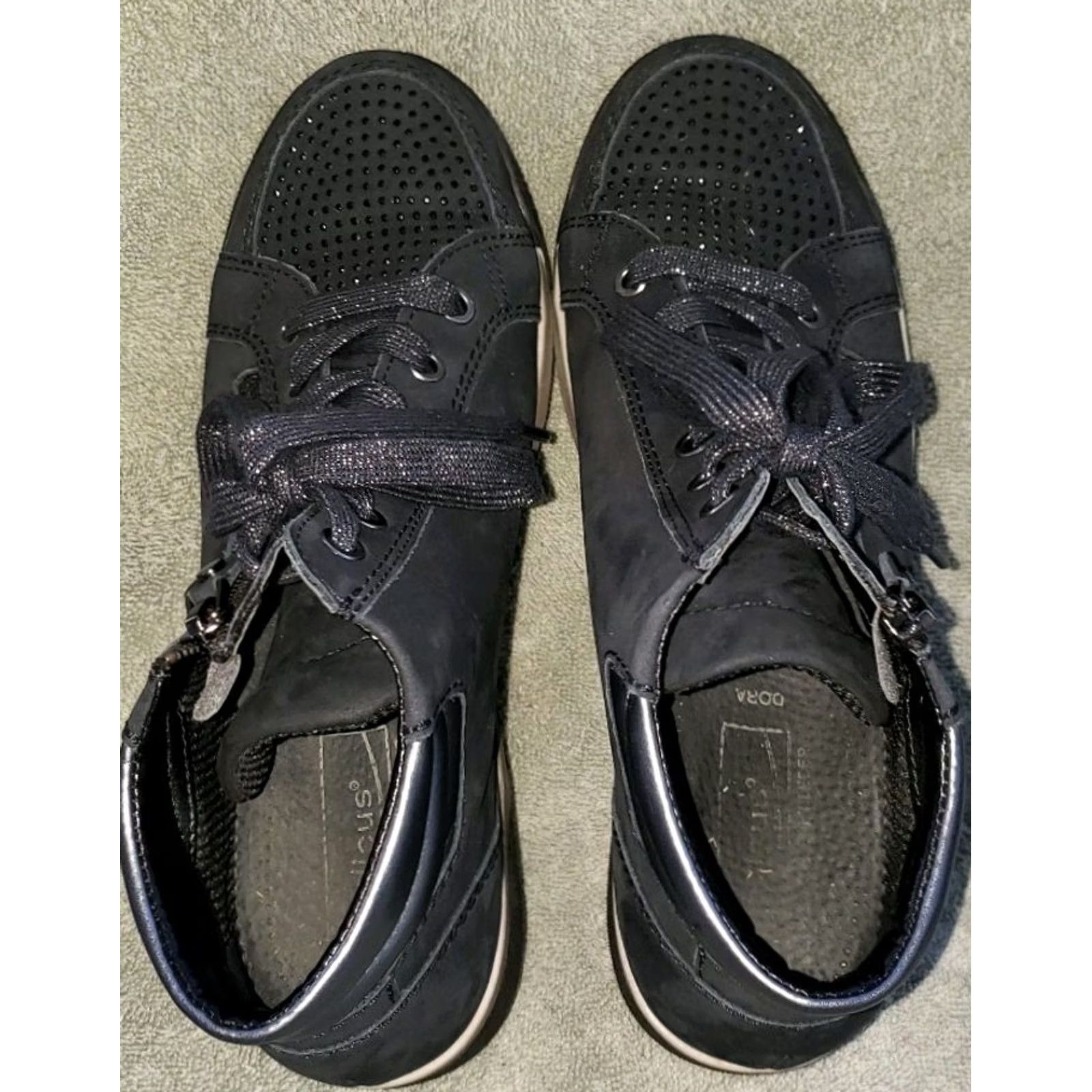 Vintage Medicus Dora Women's High Top Sneaker Black 5.5M Beaded Toe Zipper Leather Suede Knit Lace & Zipper Shoes Size S / US 4 / IT 40 - 7 Thumbnail