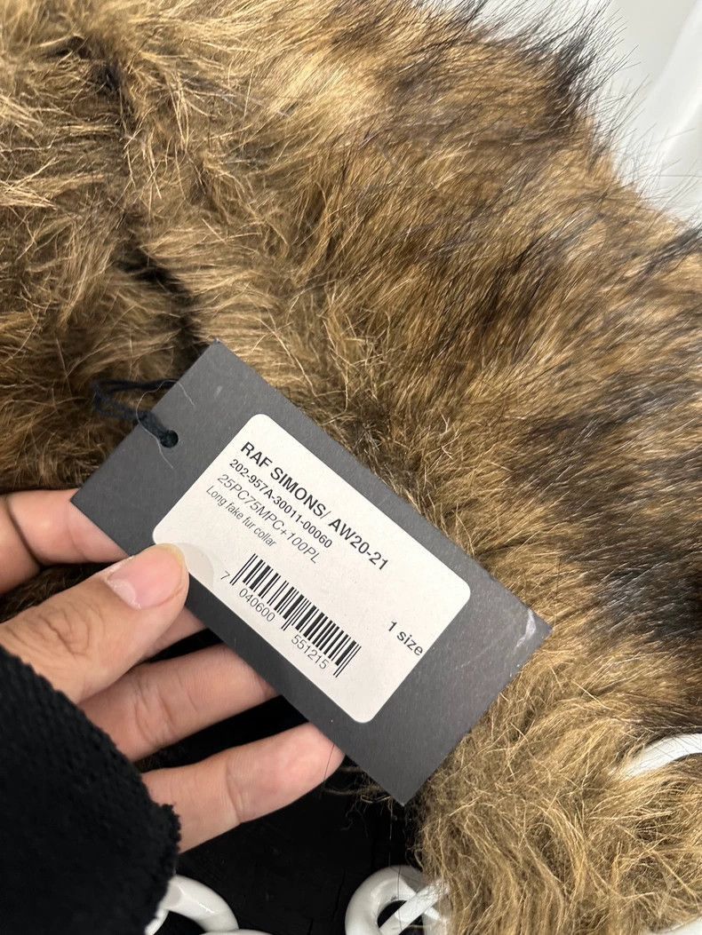 Raf Simons Raf Simons Fur Chain Neck Wrap-2505 Size ONE SIZE - 6 Thumbnail