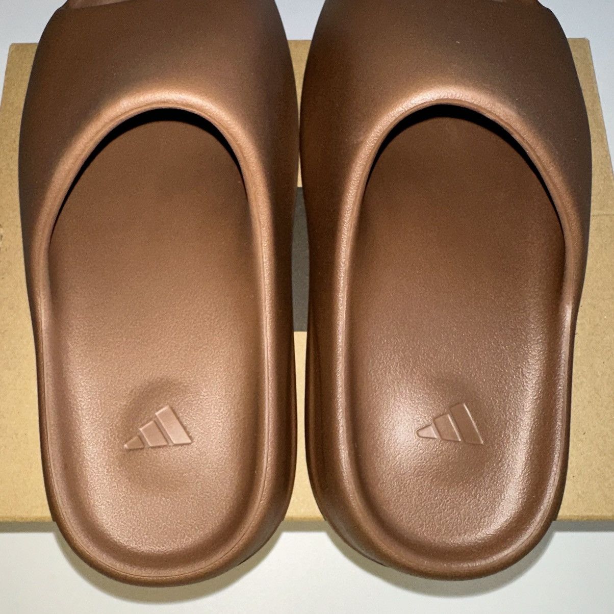 Adidas Adidas Yeezy Slide Flax Size 9 Size US 9 / EU 42 - 3 Thumbnail