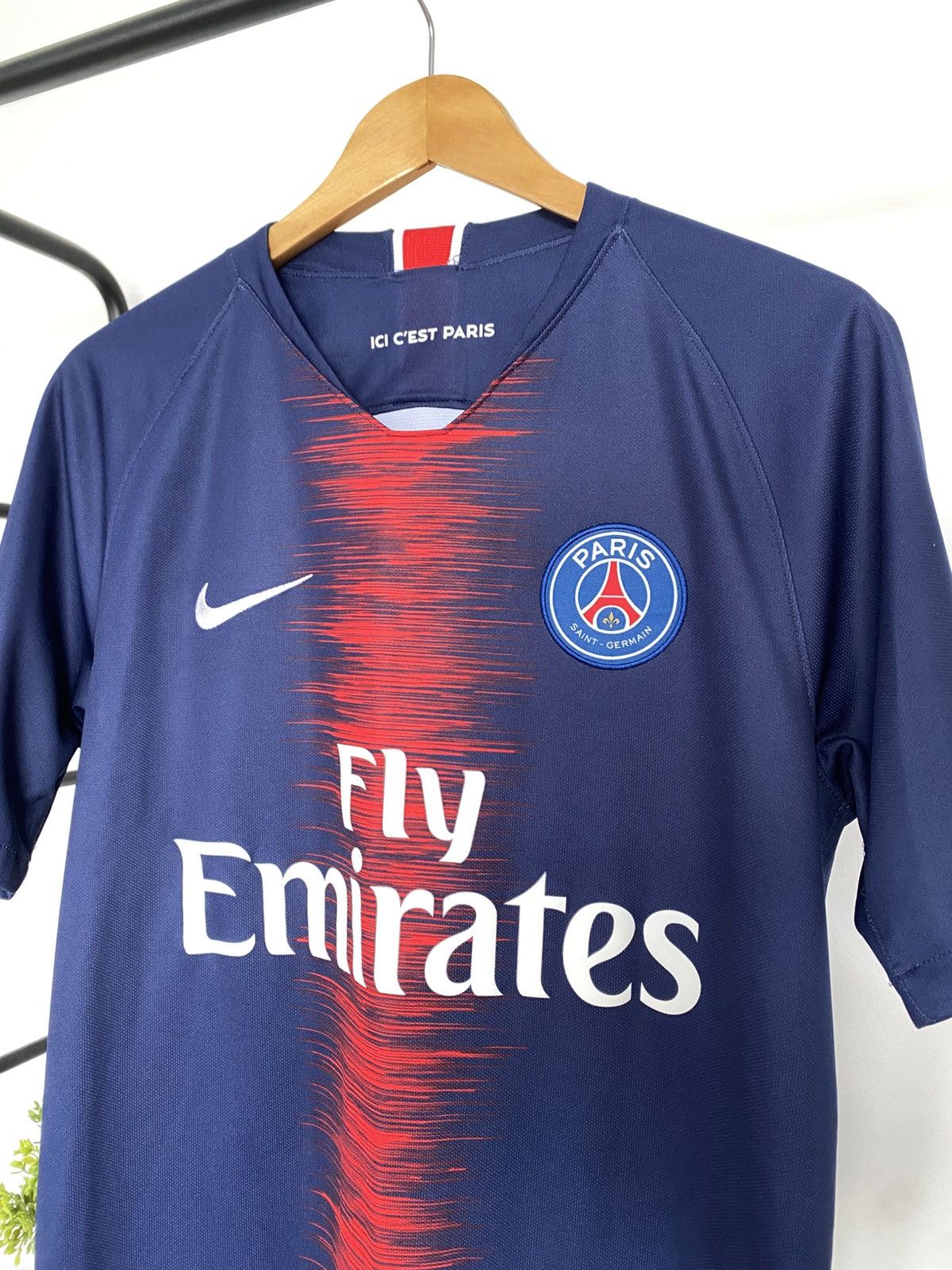 Nike PSG 2018/2019 Mbappé Home Kit Size US M / EU 48-50 / 2 - 2 Thumbnail