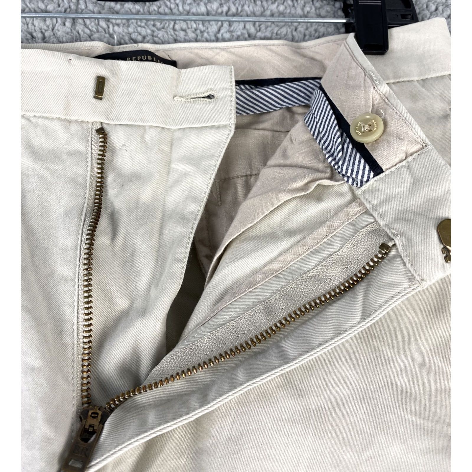 Banana Republic Banana Republic Pants Men’s Khaki 32X30 Chino Flat Straight / 30-17 Regular Waist 32 Tan Size US 32 / EU 48 - 5 Thumbnail