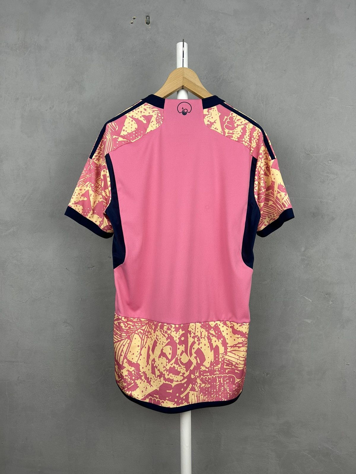 Adidas Leeds United third kit 2023/24 Adidas soccer jersey shirt Size US M / EU 48-50 / 2 - 5 Thumbnail