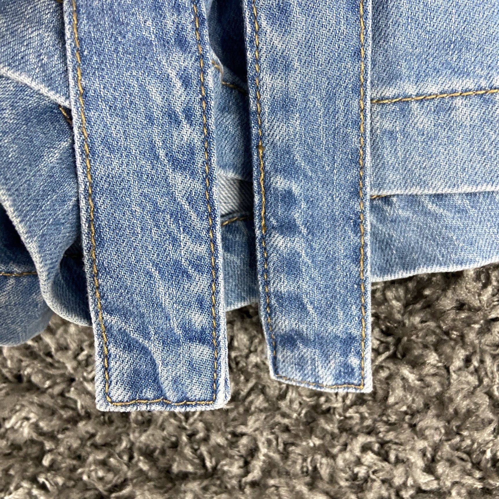 American Eagle Outfitters American Eagle Outfitters Shorts Womens 4 Blue Denim Belted Ruffle Hem Mom Size 27" / US 4 / IT 40 - 4 Thumbnail