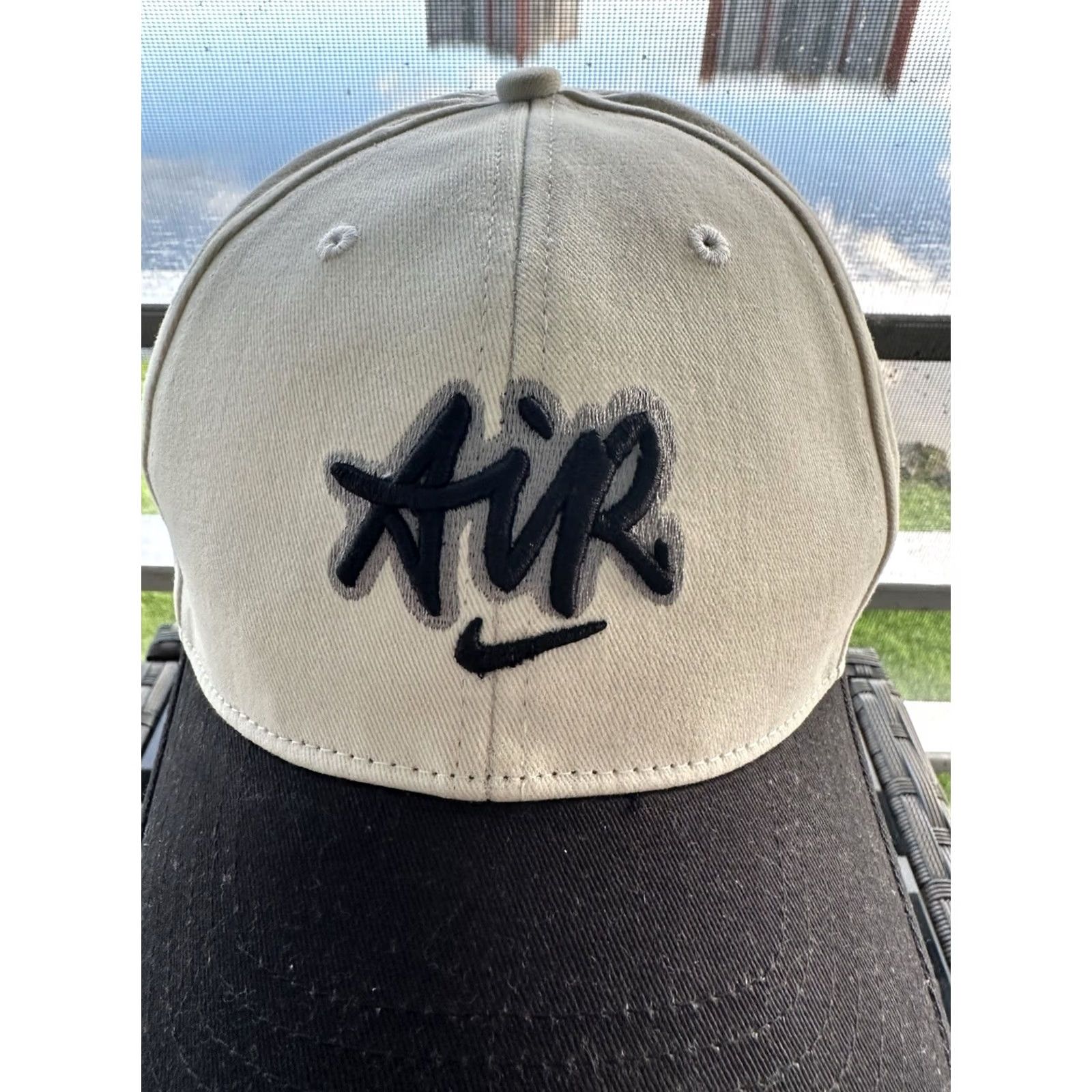 Nike VINTAGE Nike Hat Cap Strap Back White Black Air Logo Swoosh Baseball Mens 90s Adjustable White Logo Men Size ONE SIZE - 3 Thumbnail